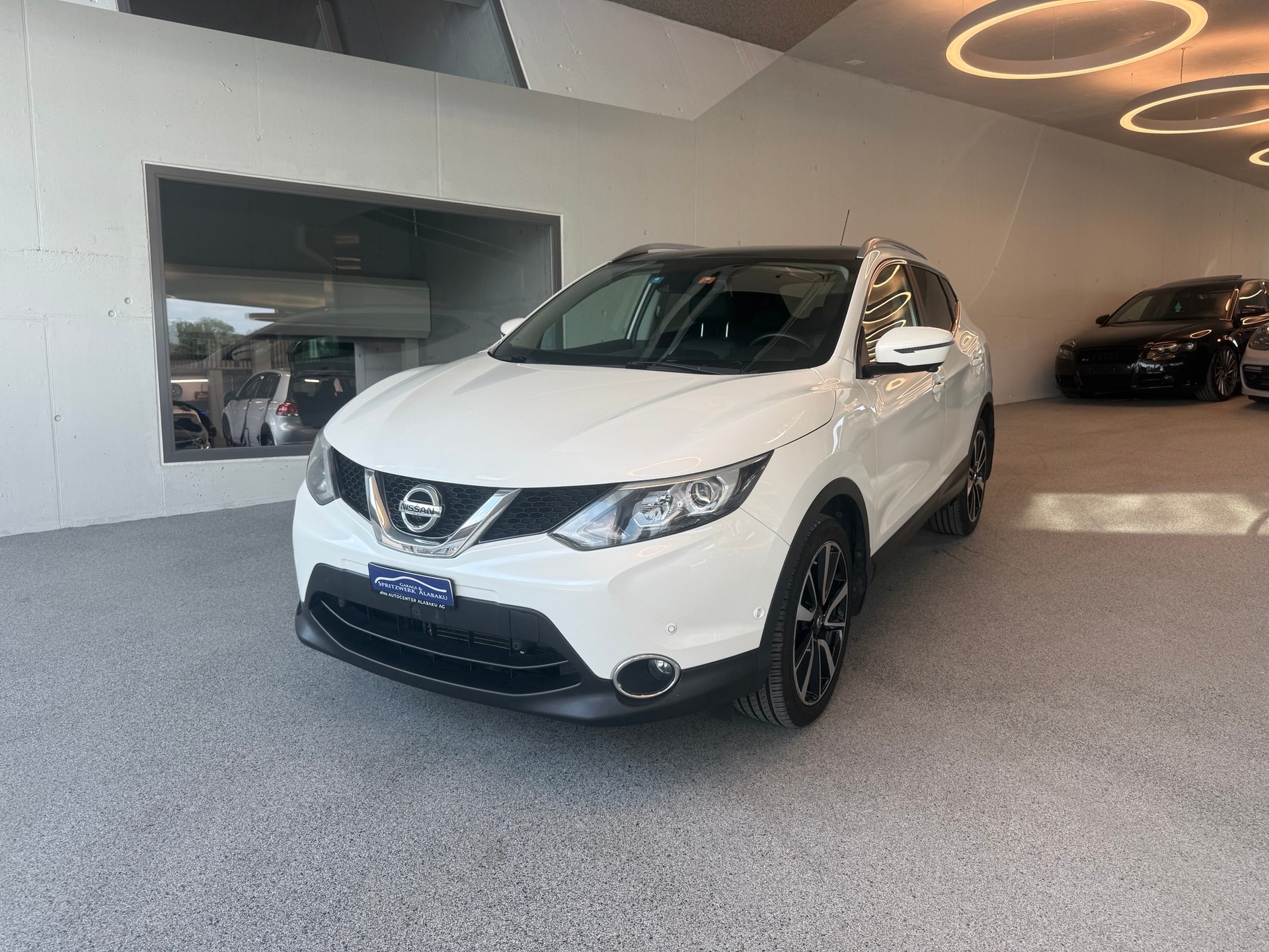 NISSAN Qashqai 1.6 dCi N-Connecta Xtronic CVT-image-0