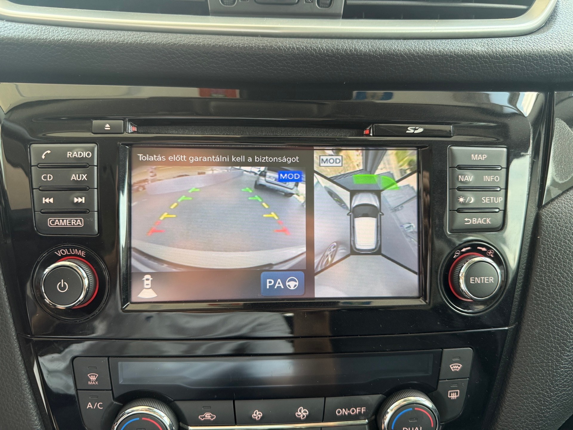 NISSAN Qashqai 1.6 dCi N-Connecta Xtronic CVT-image-26