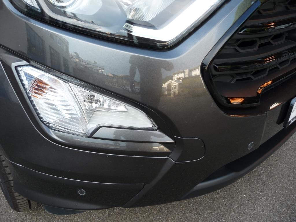 FORD EcoSport 1.5 TDCi ST-Line AWD /Navigation / R-Kamera-image-11