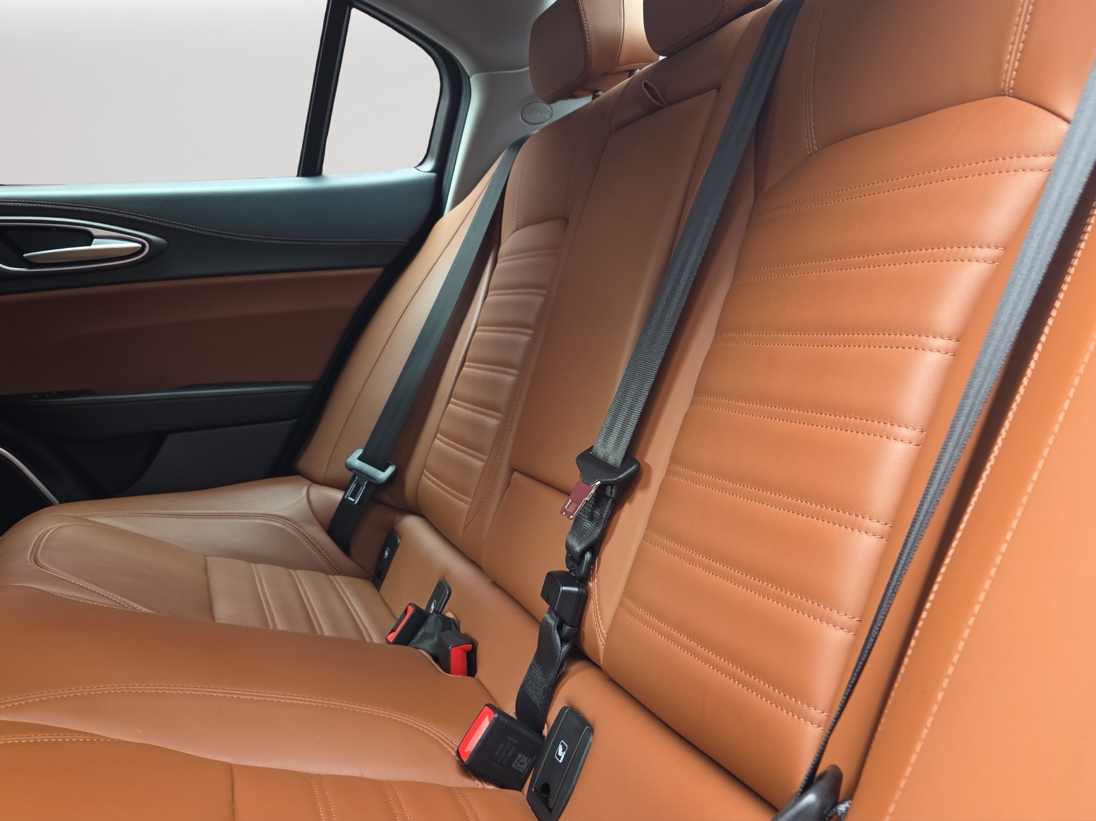 ALFA ROMEO Giulia-image-7