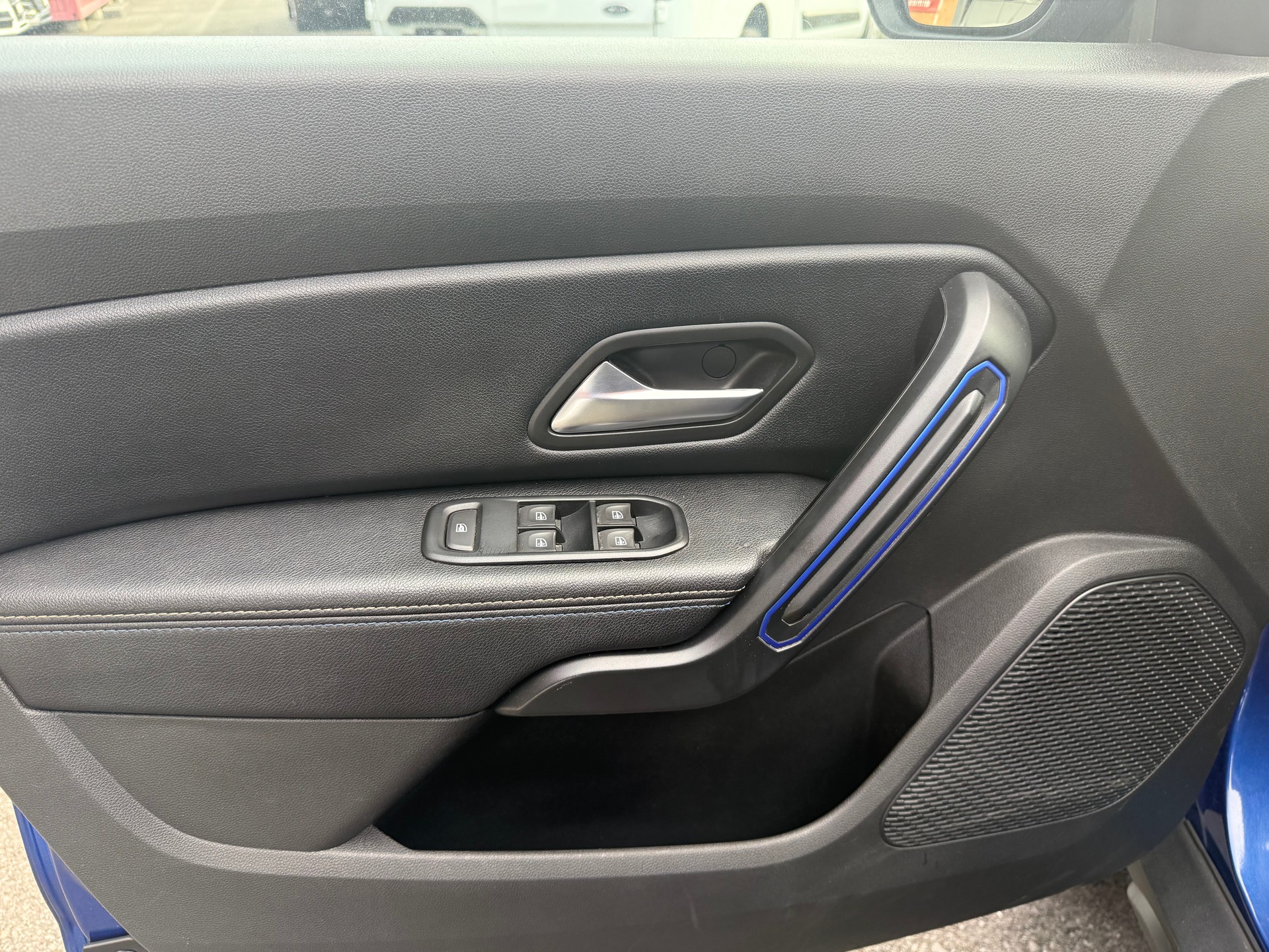 DACIA Duster dCi 115 Prestige 4x4-image-6
