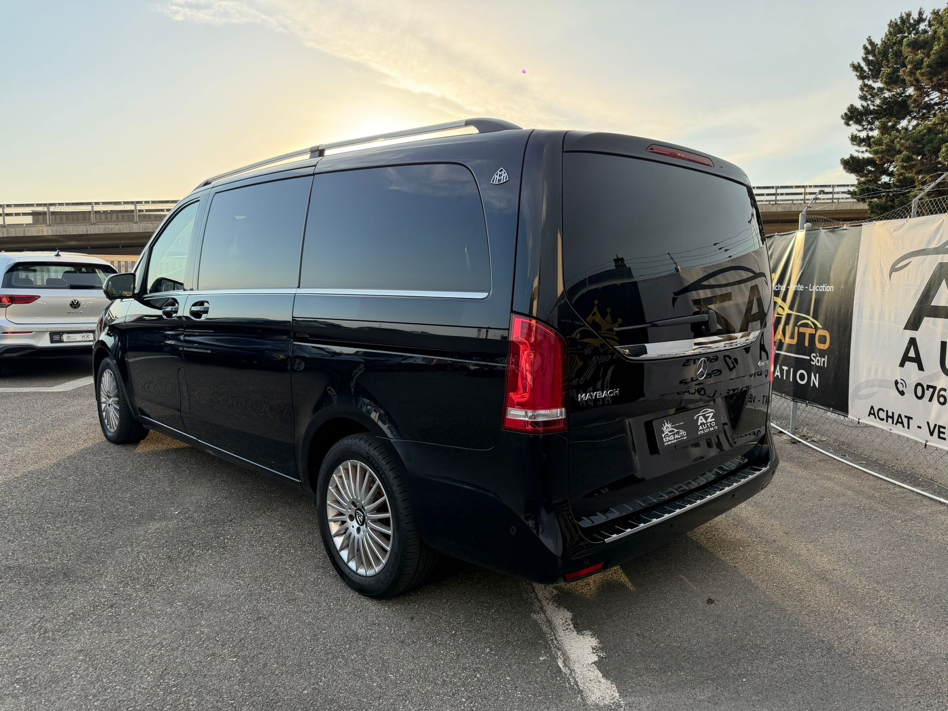 MERCEDES-BENZ V 250 d VIP MAYBACH Exclusive 7 Place ciel etoiler extralang 4M 7G-Tronic-showroom-element-3
