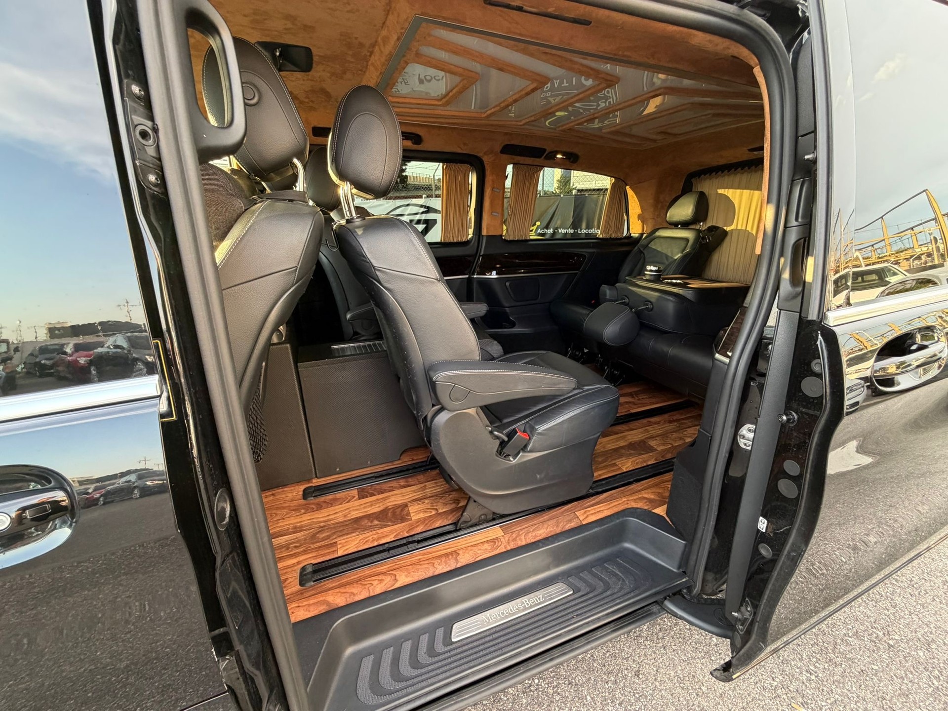 MERCEDES-BENZ V 250 d VIP MAYBACH Exclusive 7 Place ciel etoiler extralang 4M 7G-Tronic-image-12