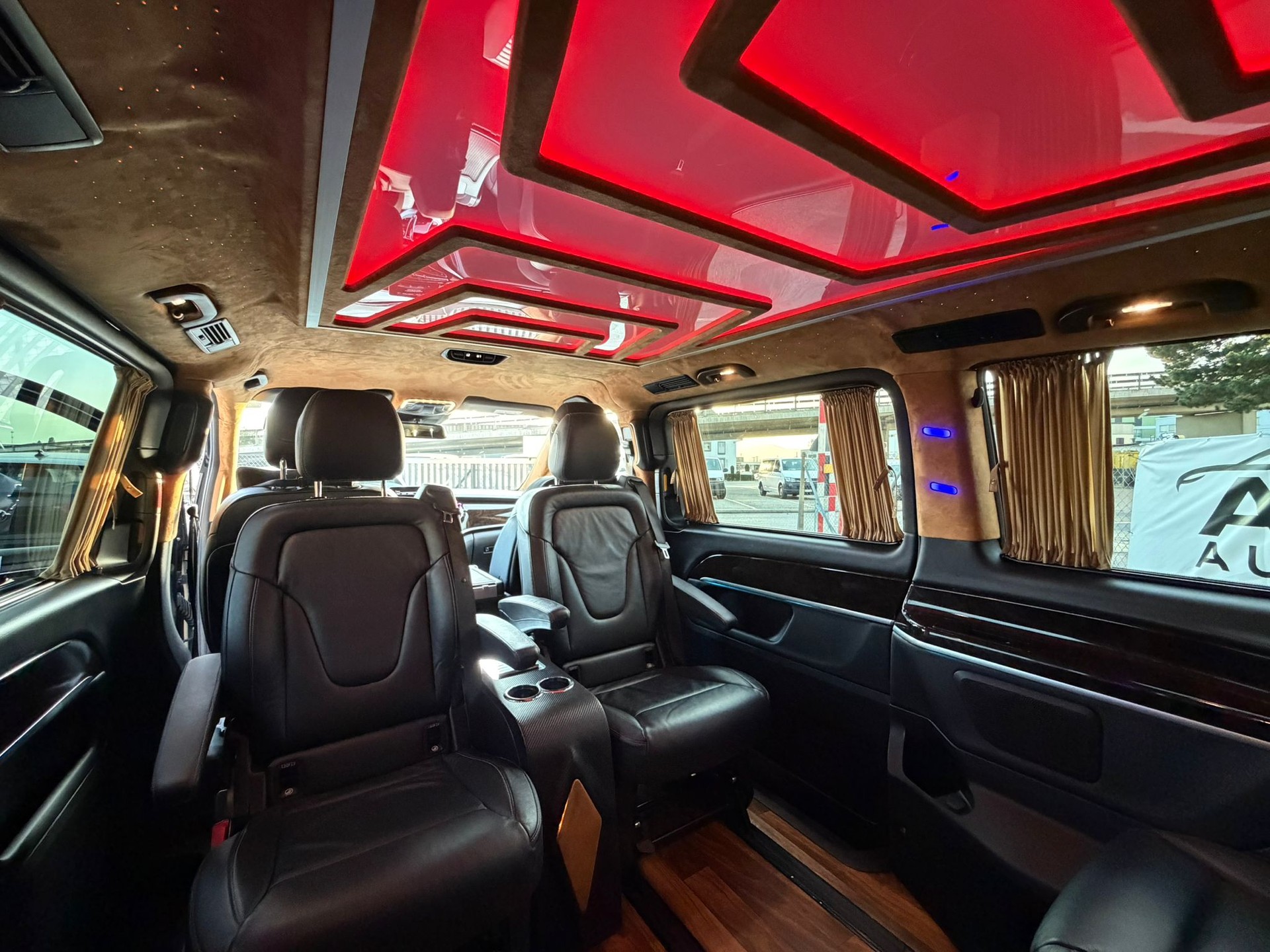 MERCEDES-BENZ V 250 d VIP MAYBACH Exclusive 7 Place ciel etoiler extralang 4M 7G-Tronic-image-24