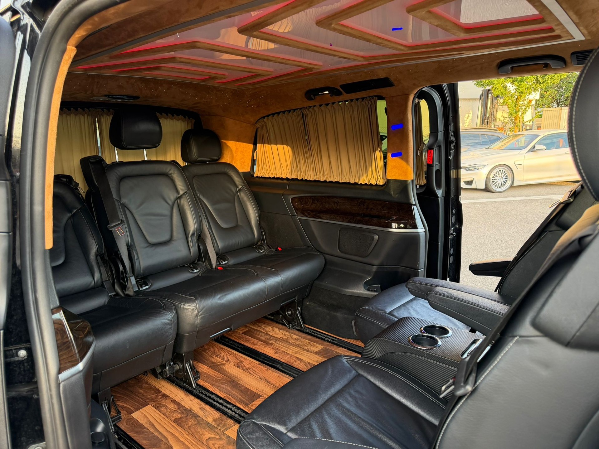 MERCEDES-BENZ V 250 d VIP MAYBACH Exclusive 7 Place ciel etoiler extralang 4M 7G-Tronic-image-23