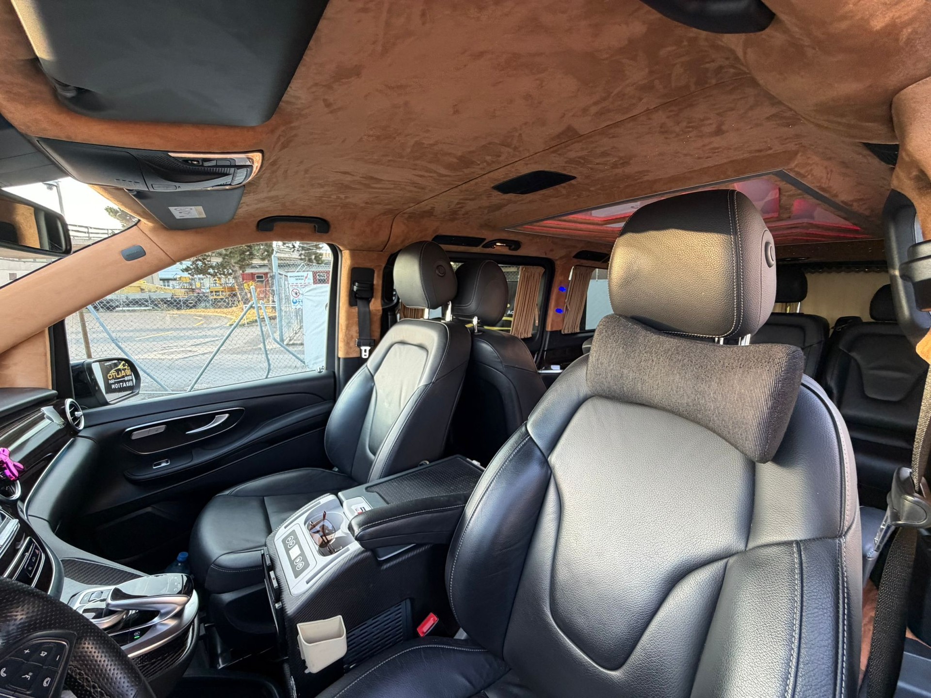 MERCEDES-BENZ V 250 d VIP MAYBACH Exclusive 7 Place ciel etoiler extralang 4M 7G-Tronic-image-25
