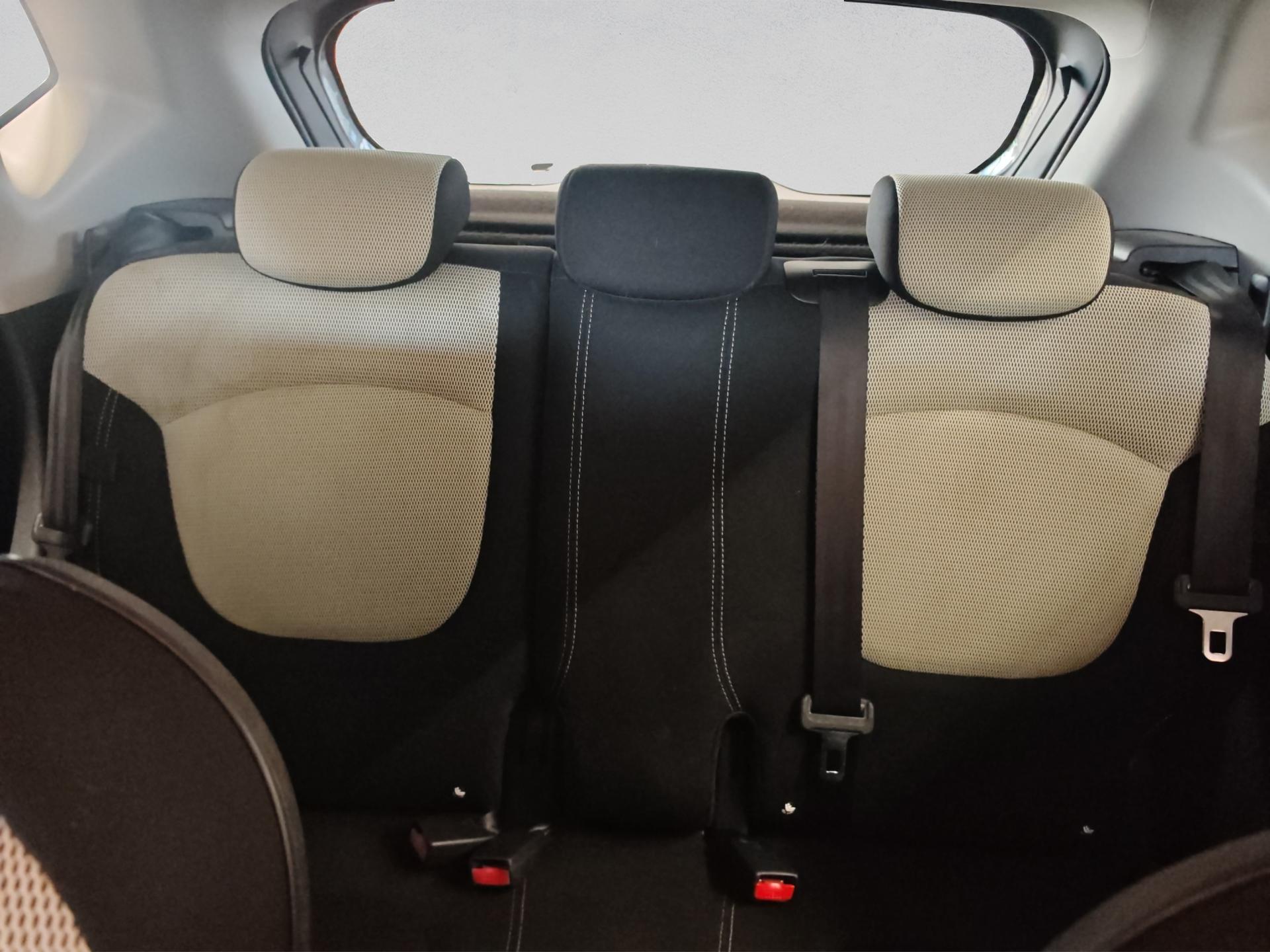 RENAULT Captur 0.9 12V Zen-image-22