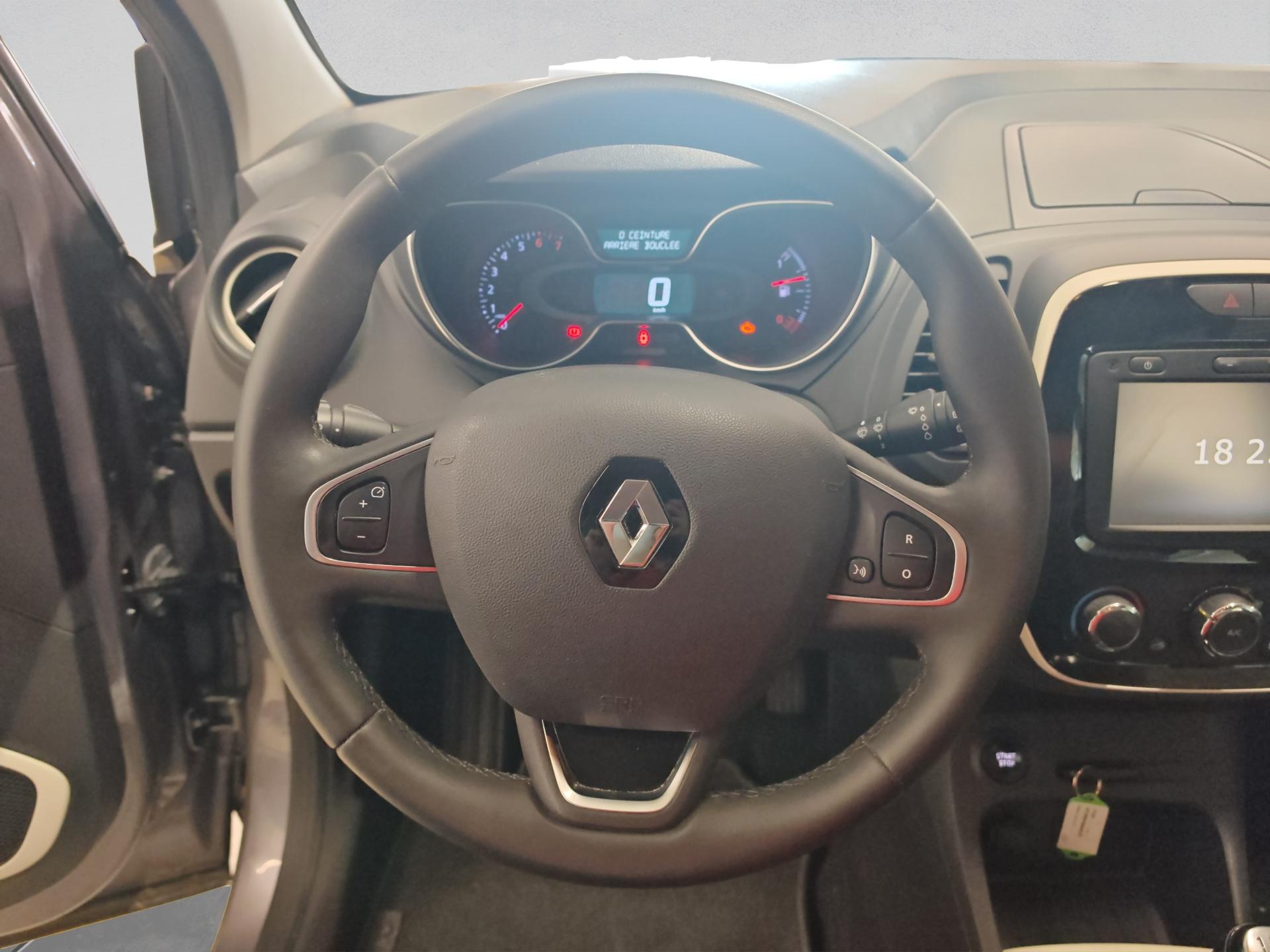 RENAULT Captur 0.9 12V Zen-image-9