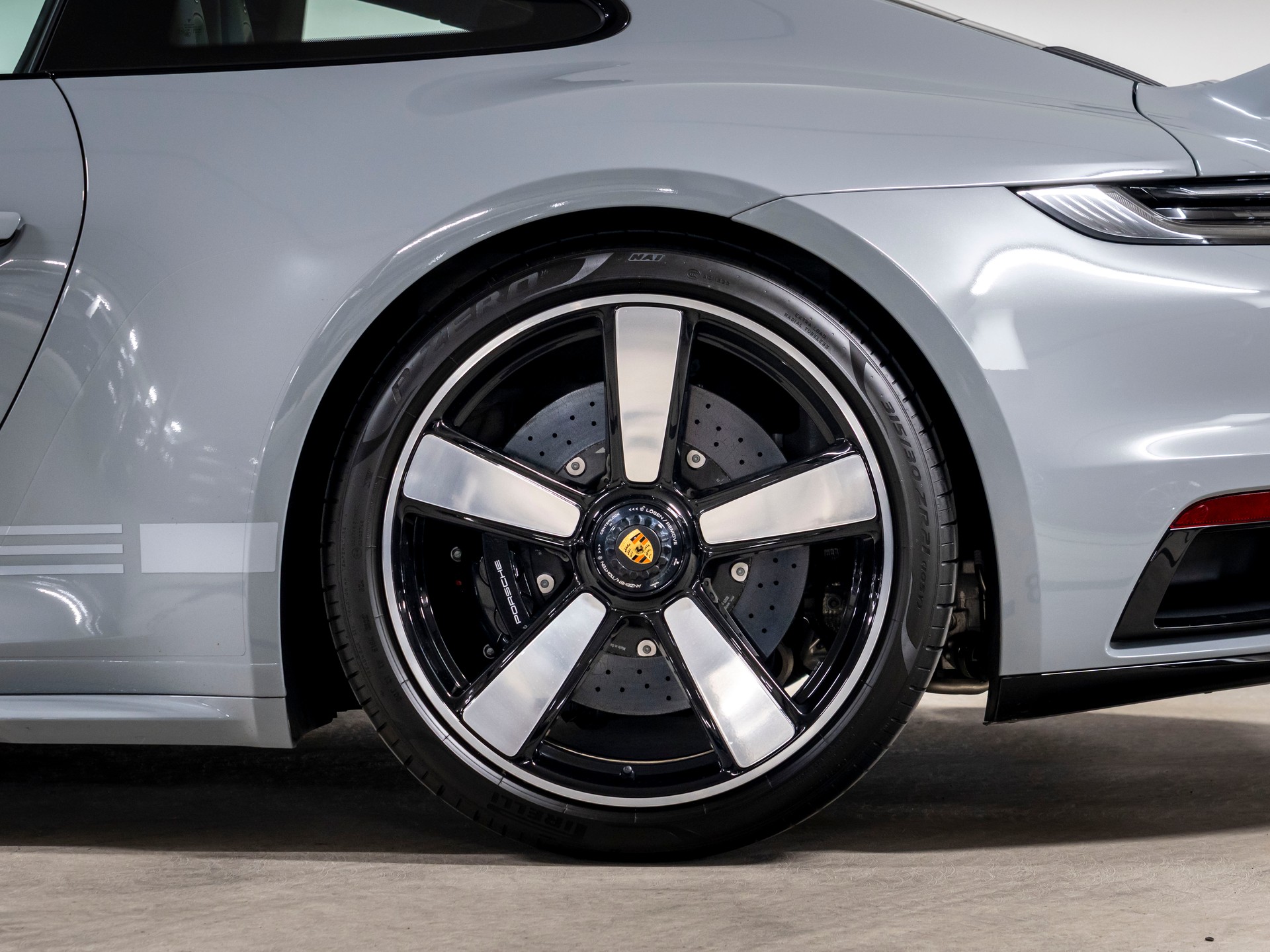 PORSCHE 911 Sport Classic PDK-image-8
