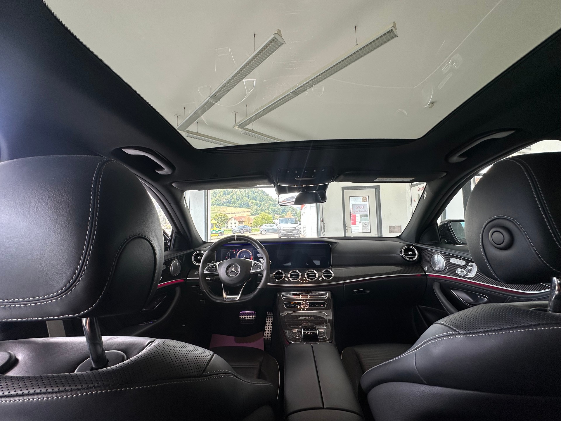 MERCEDES-BENZ E 63 AMG S 4Matic Speedshift MCT-image-12