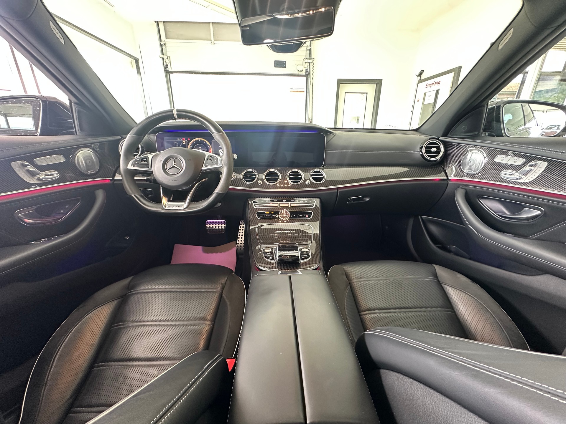 MERCEDES-BENZ E 63 AMG S 4Matic Speedshift MCT-image-11