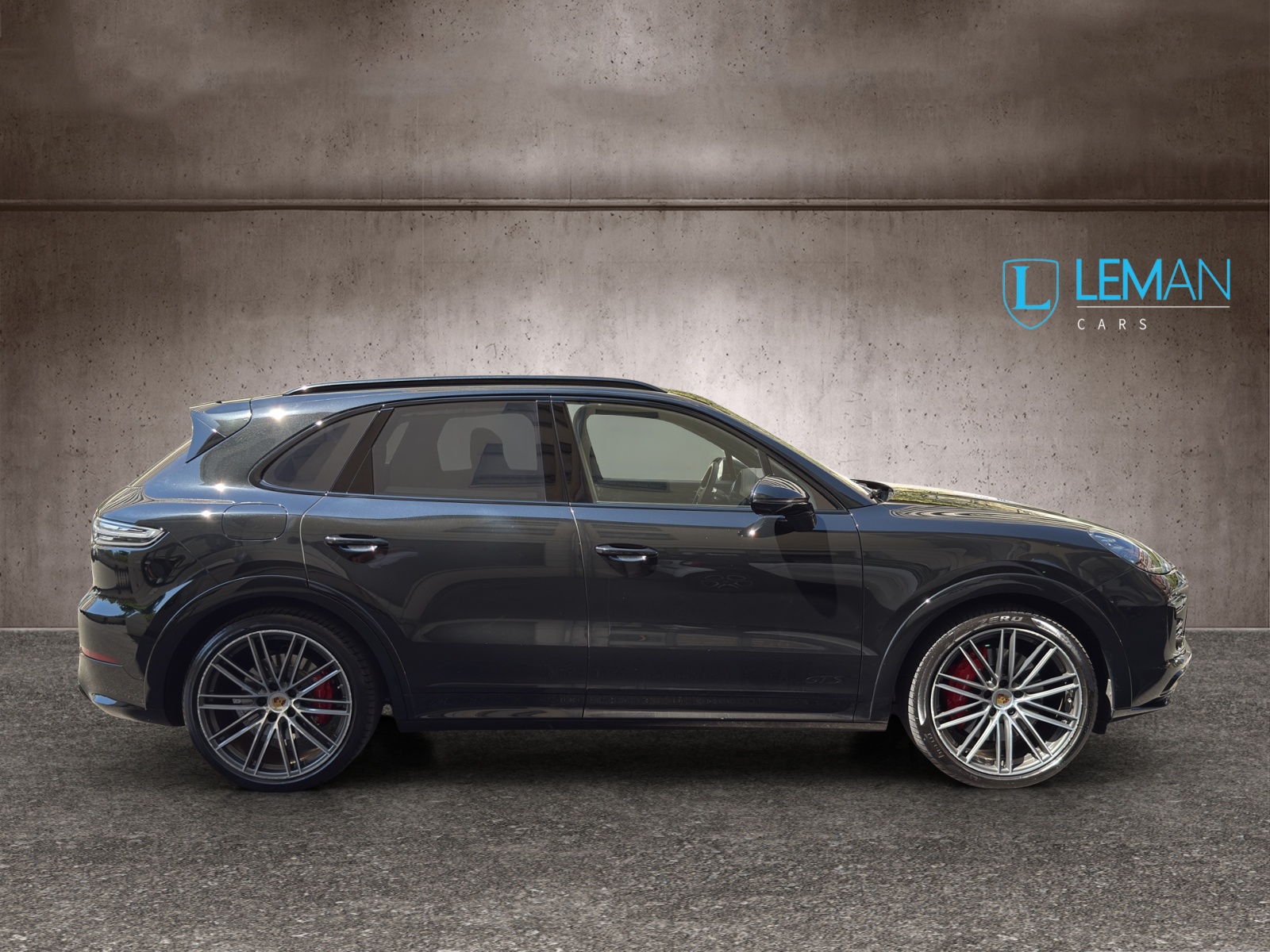 PORSCHE Cayenne GTS-image-3