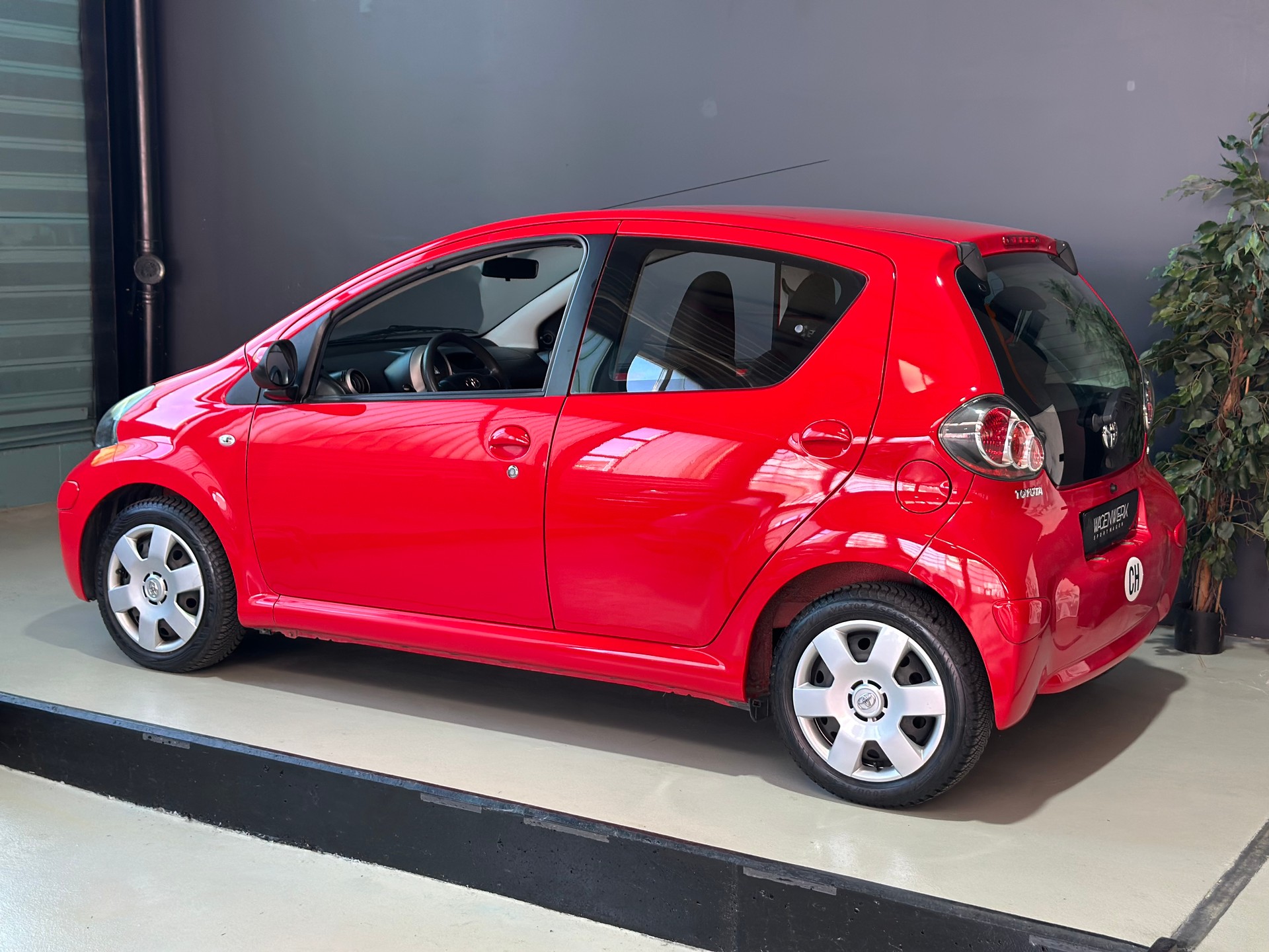 TOYOTA Aygo 1.0 Linea Luna Cool Multimode-image-5