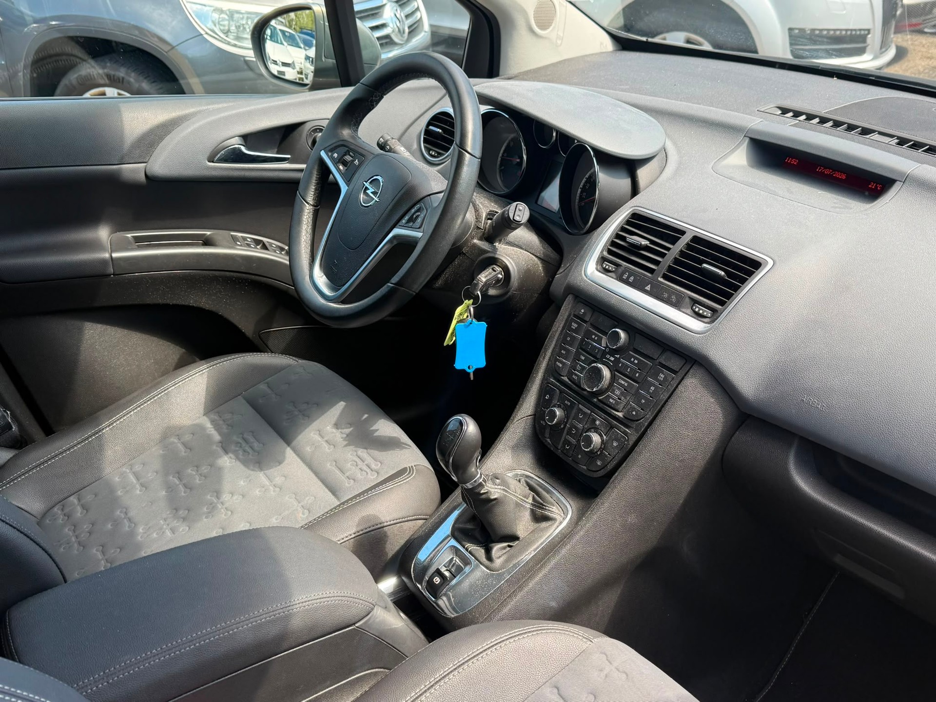 OPEL Meriva 1.4 Turbo Enjoy-image-13