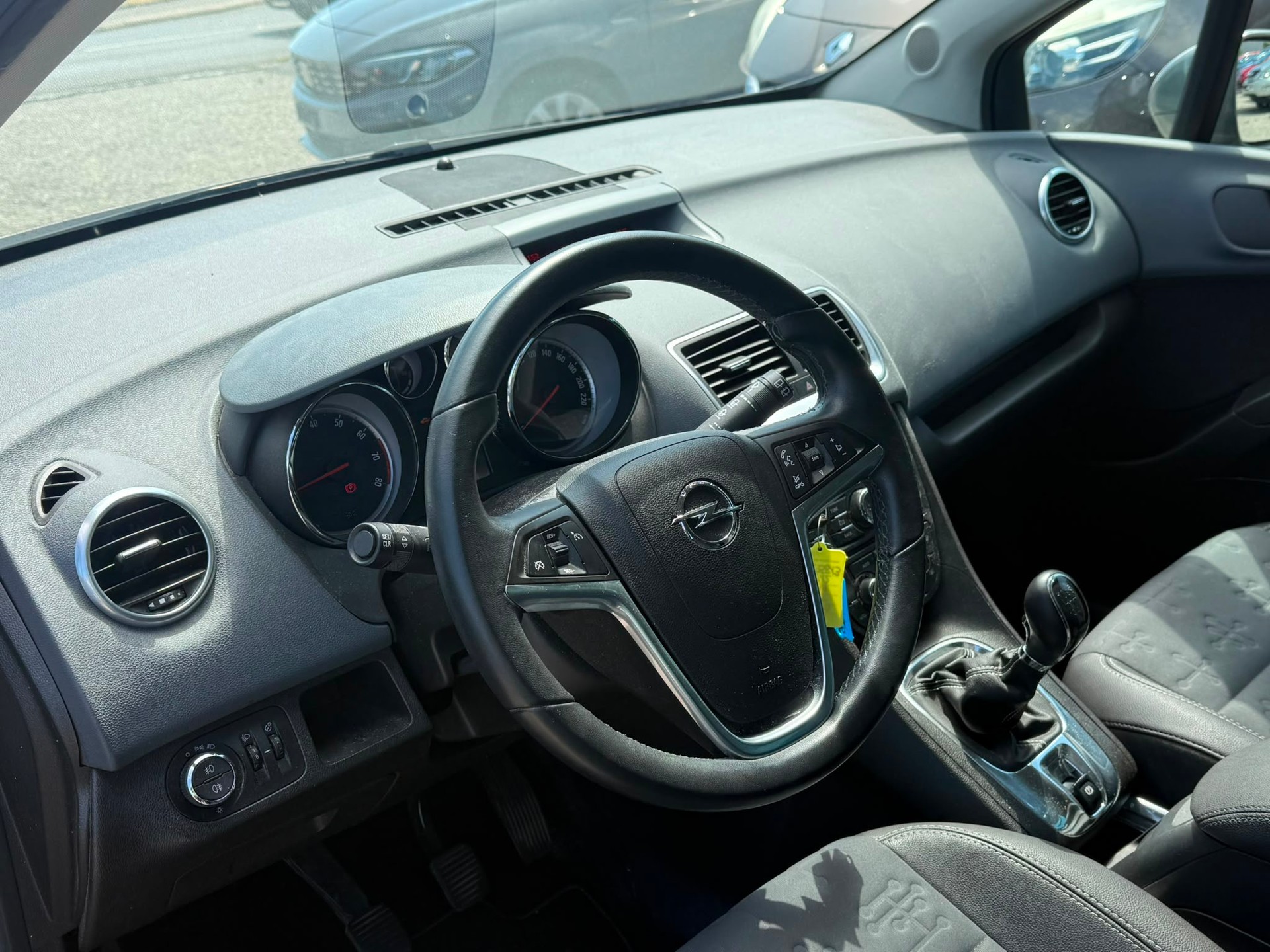 OPEL Meriva 1.4 Turbo Enjoy-image-12