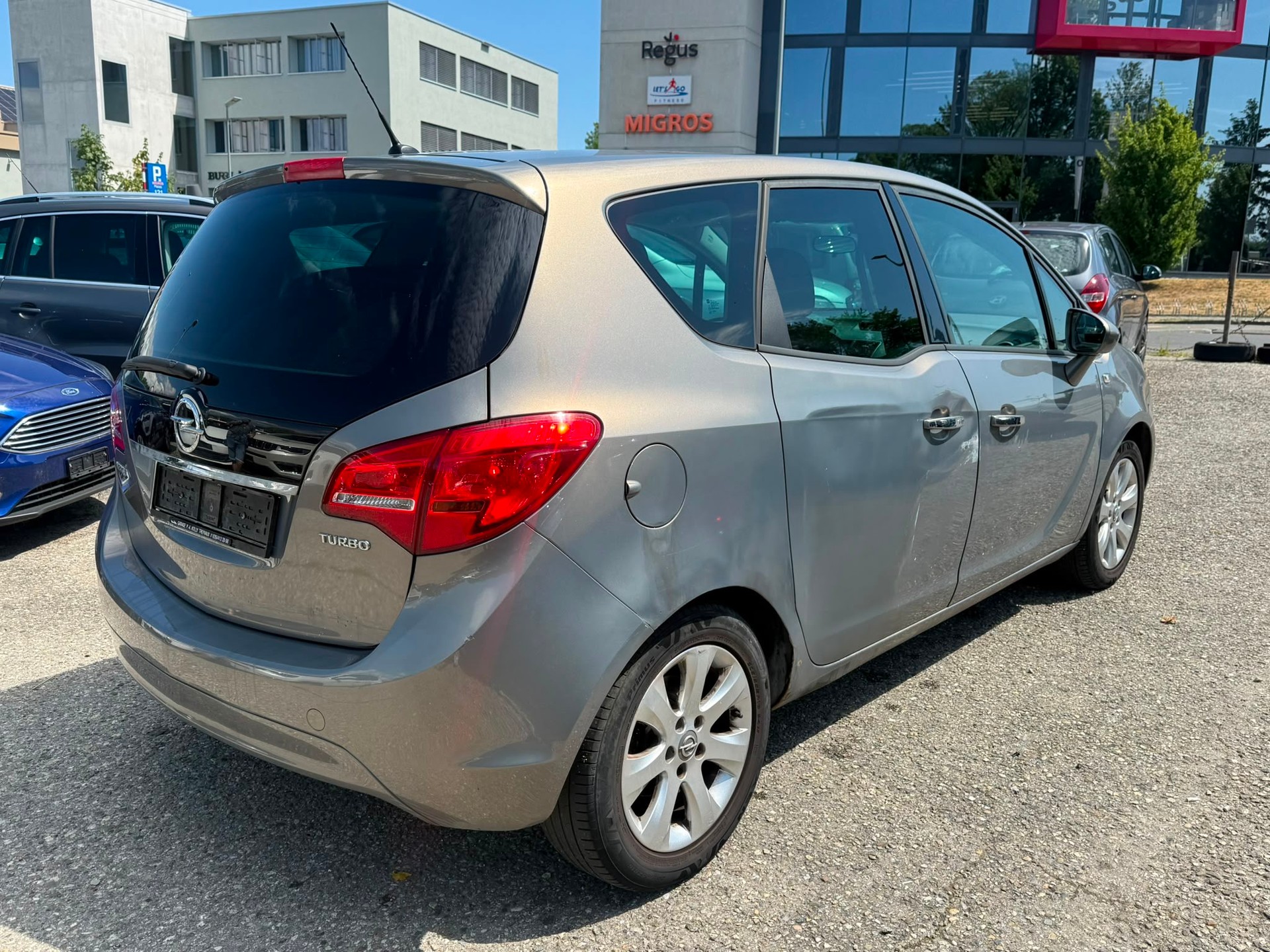 OPEL Meriva 1.4 Turbo Enjoy-image-8