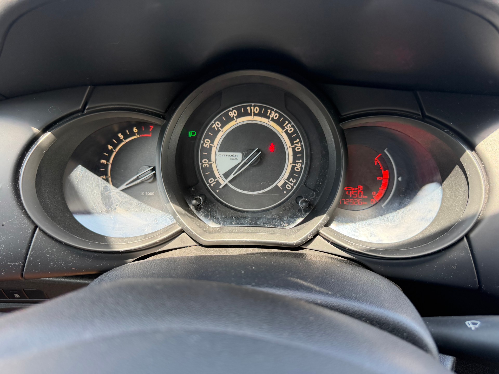 CITROEN C3 1.0i Attraction-image-8