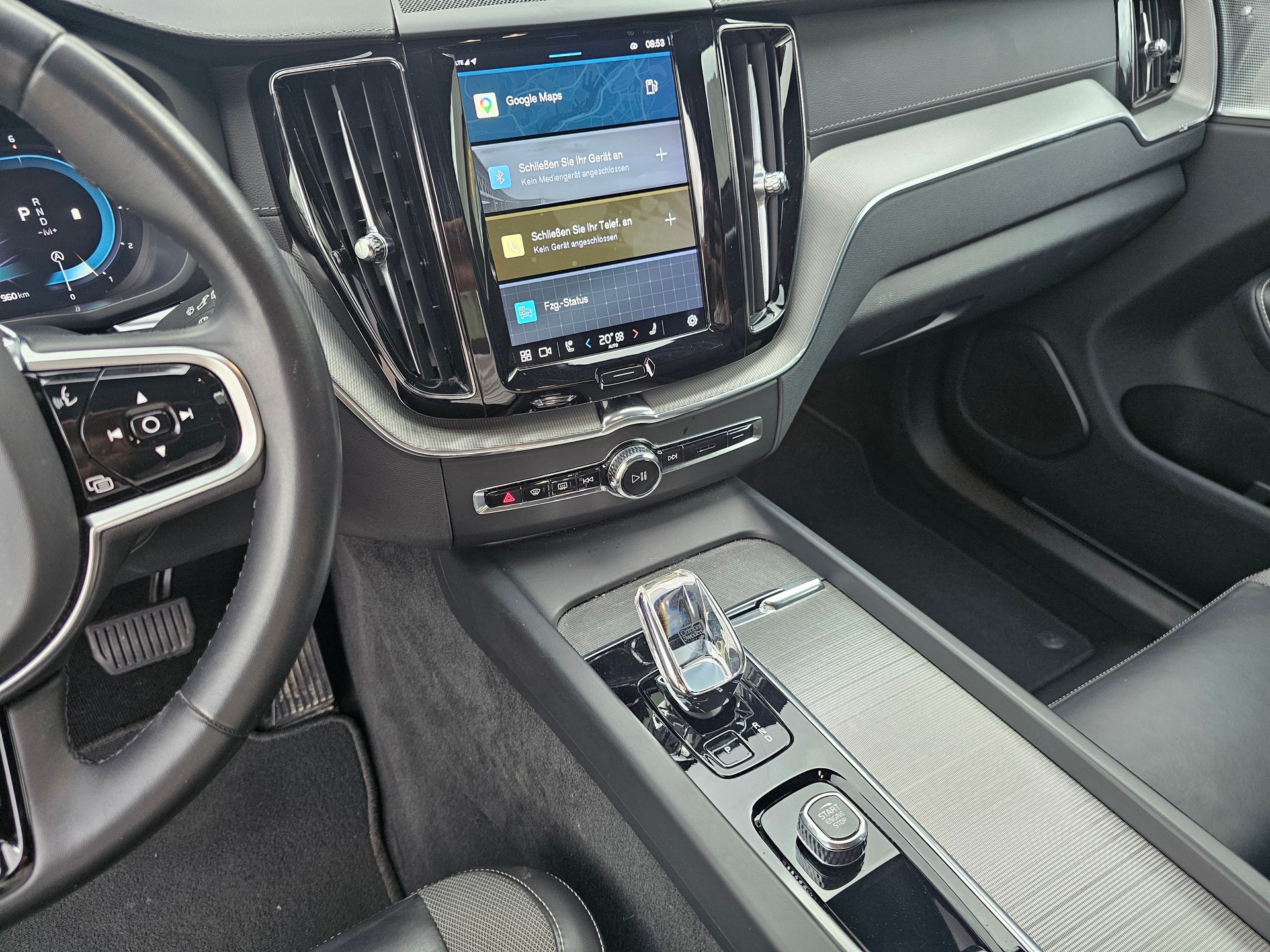 VOLVO XC60 2.0 B5 MH Ultimate Dark AWD-image-11