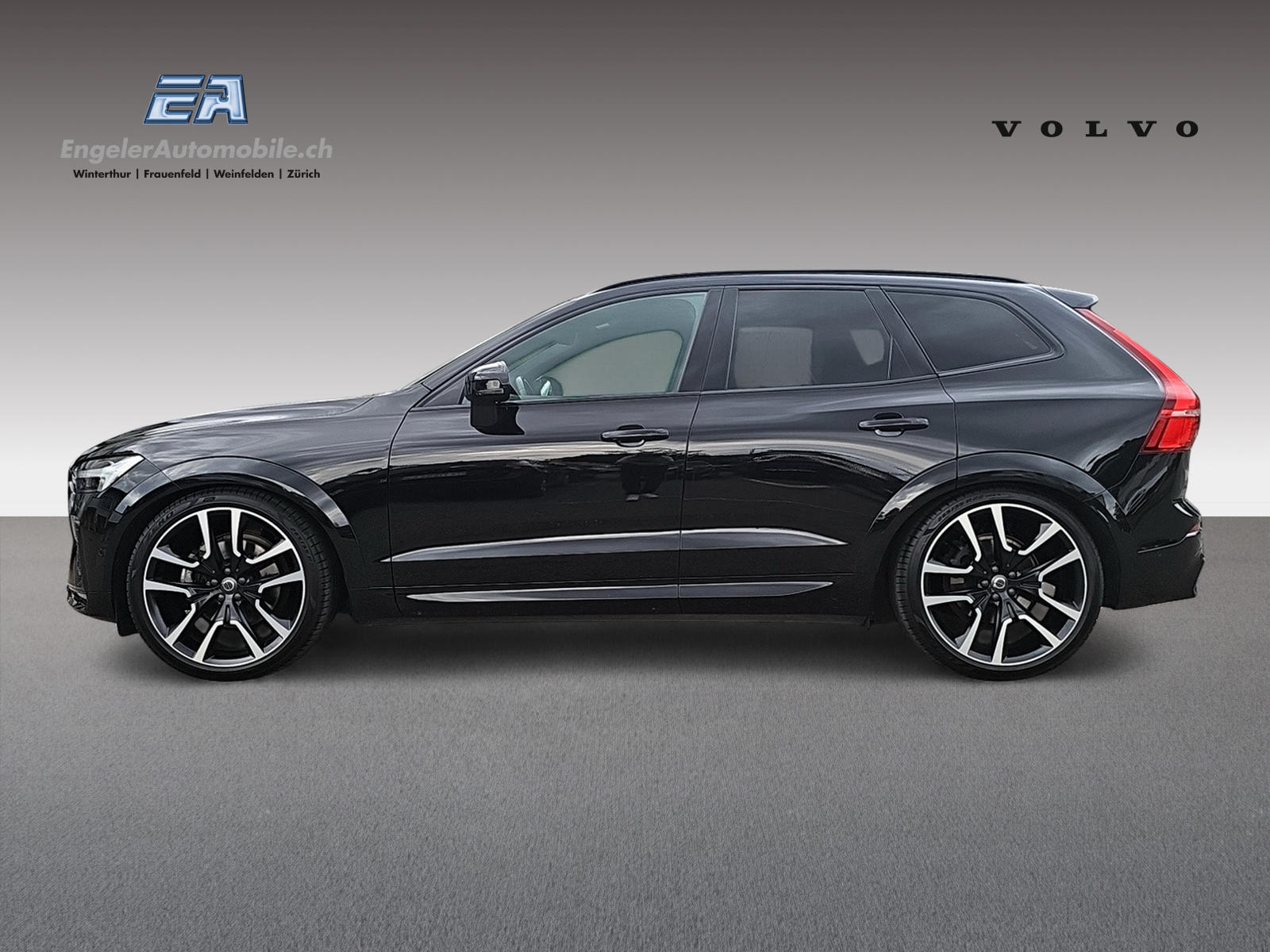 VOLVO XC60 2.0 B5 MH Ultimate Dark AWD-image-2