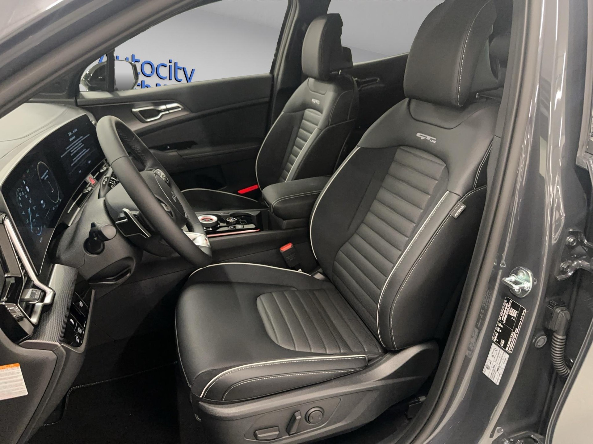 KIA Sportage 1.6 T-GDi PHEV Power Edition-image-6