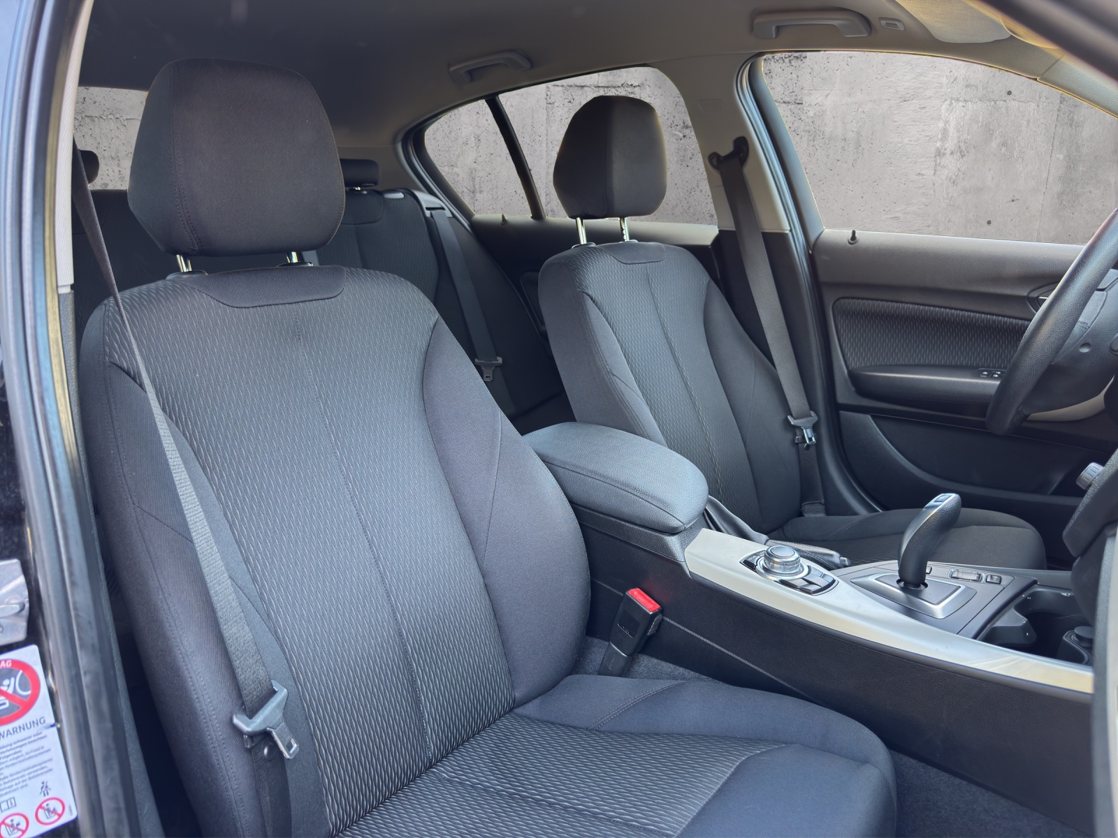 BMW 116i Urban Line Steptronic-image-13