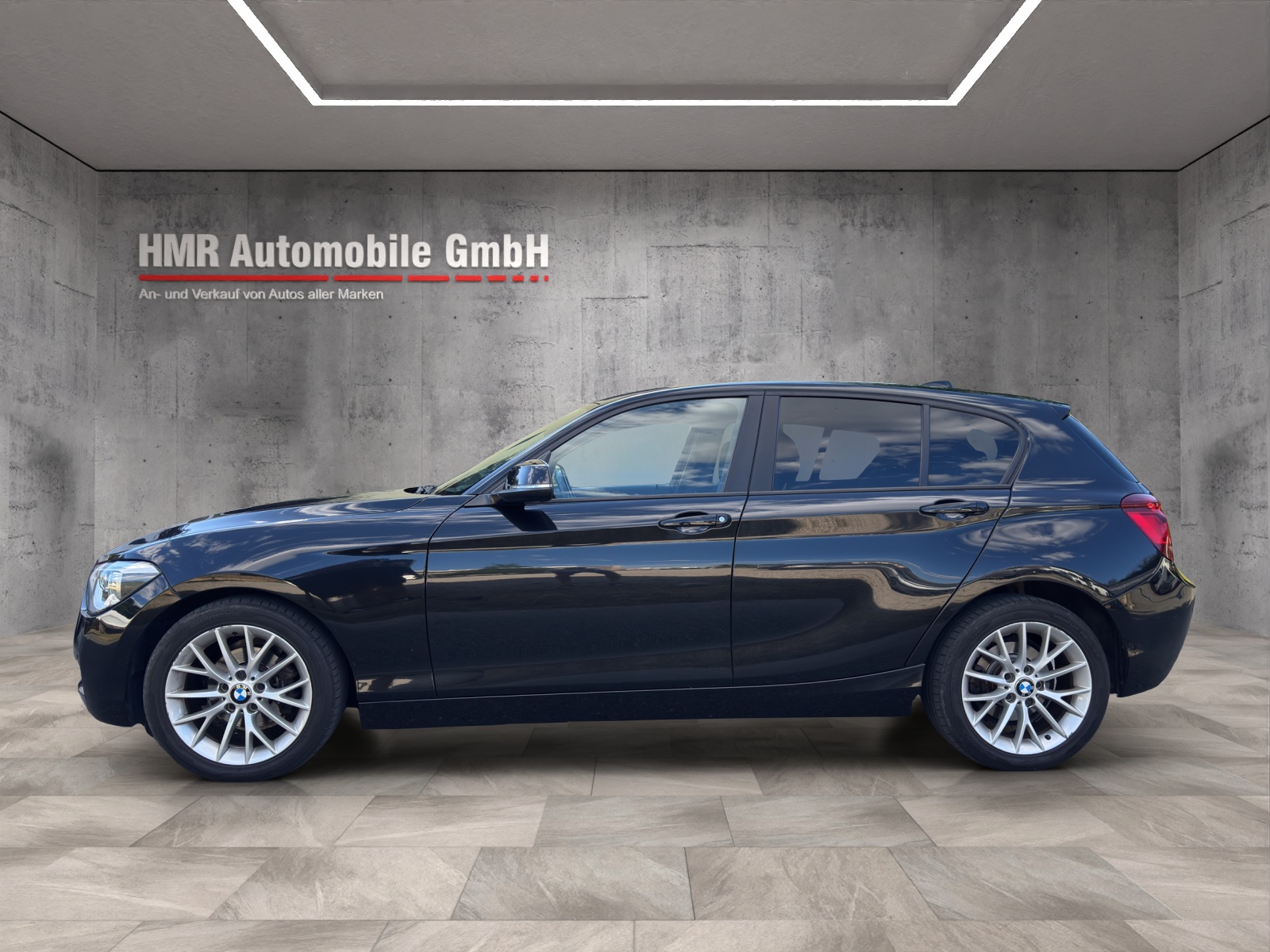 BMW 116i Urban Line Steptronic-image-7