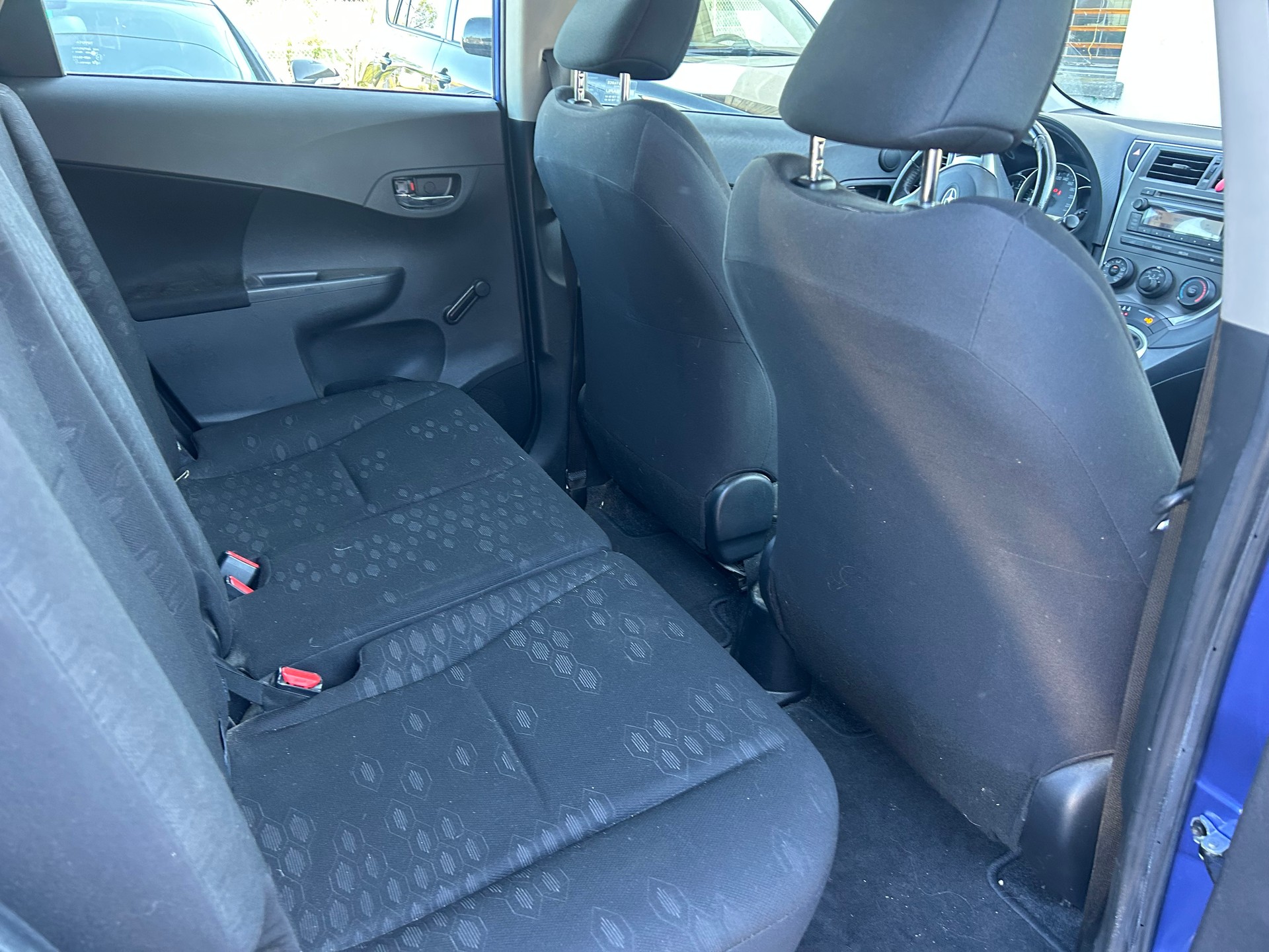 SUBARU Trezia 1.4D Swiss-image-2