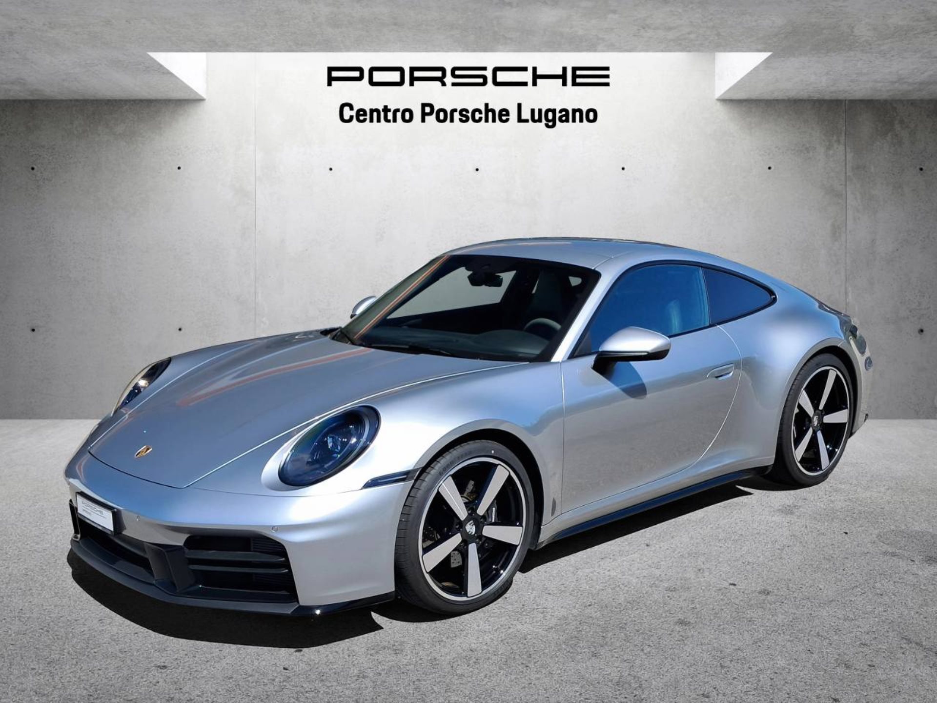PORSCHE 911 Carrera-image-7