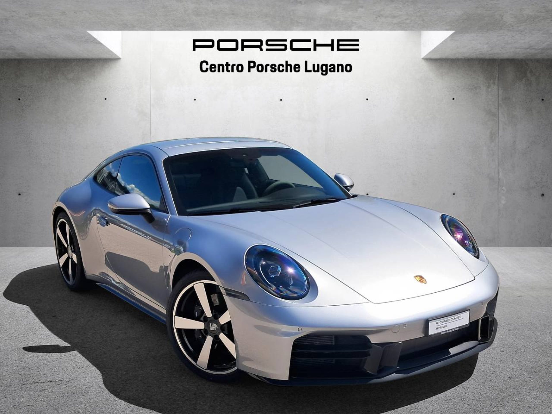PORSCHE 911 Carrera-image-0