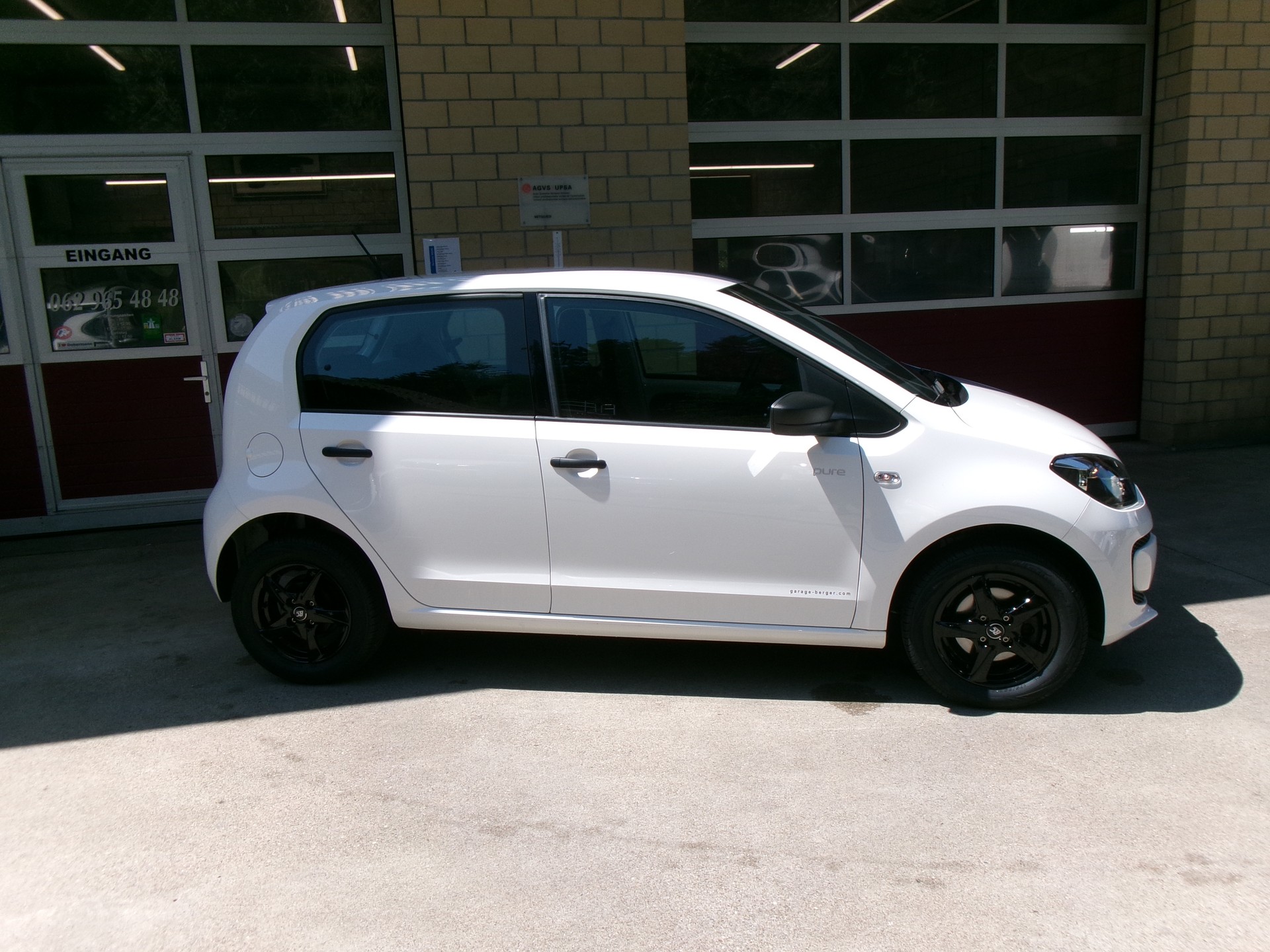 VW Up 1.0 pure up-image-1