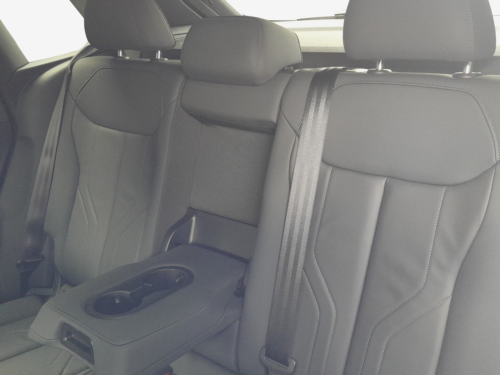 AUDI Q3 SUV TFSI quattro 195 kW S tronic-image-11