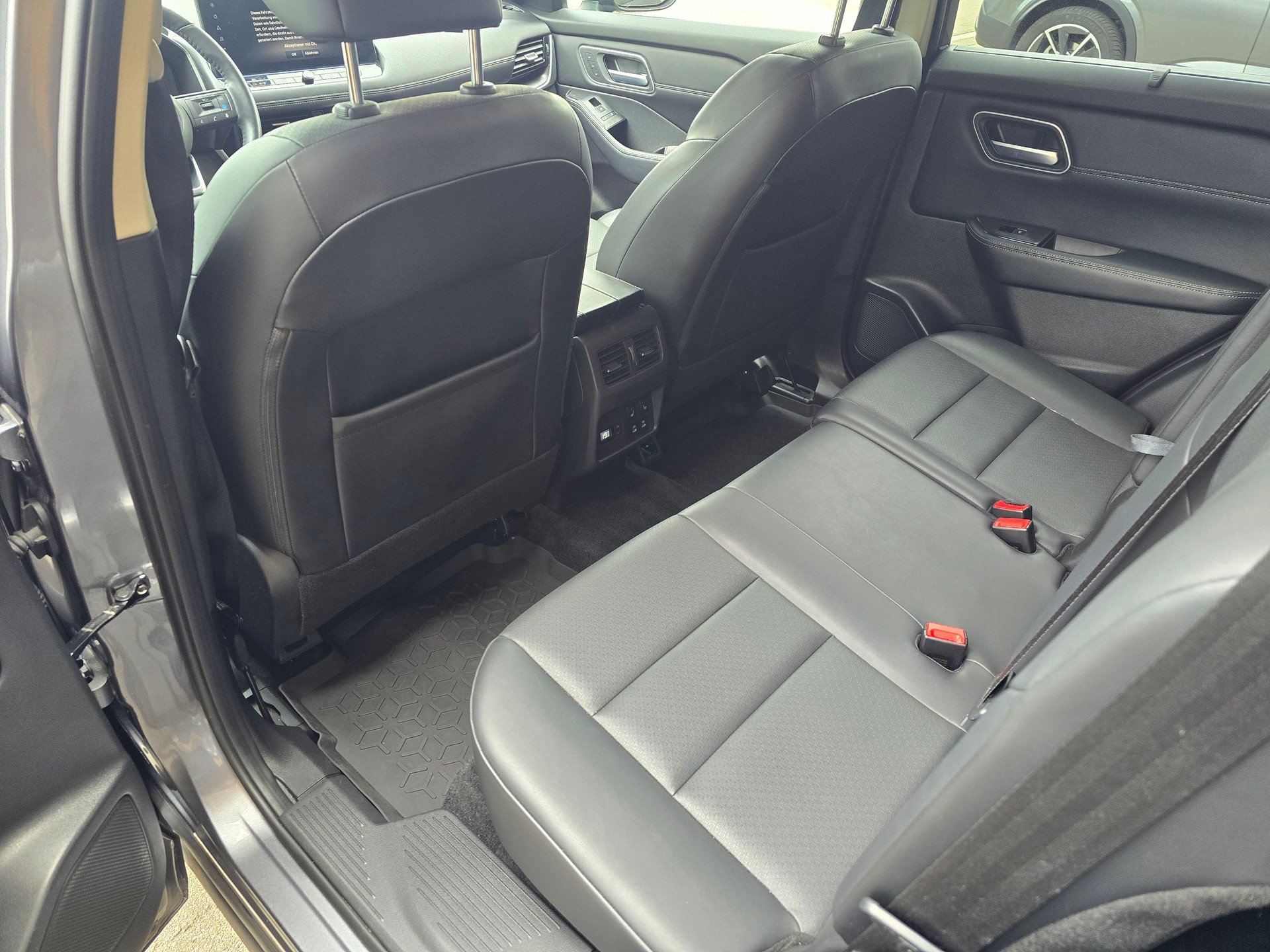 NISSAN X-Trail 1.5 VC-T e-Power 4WD Tekna-image-9