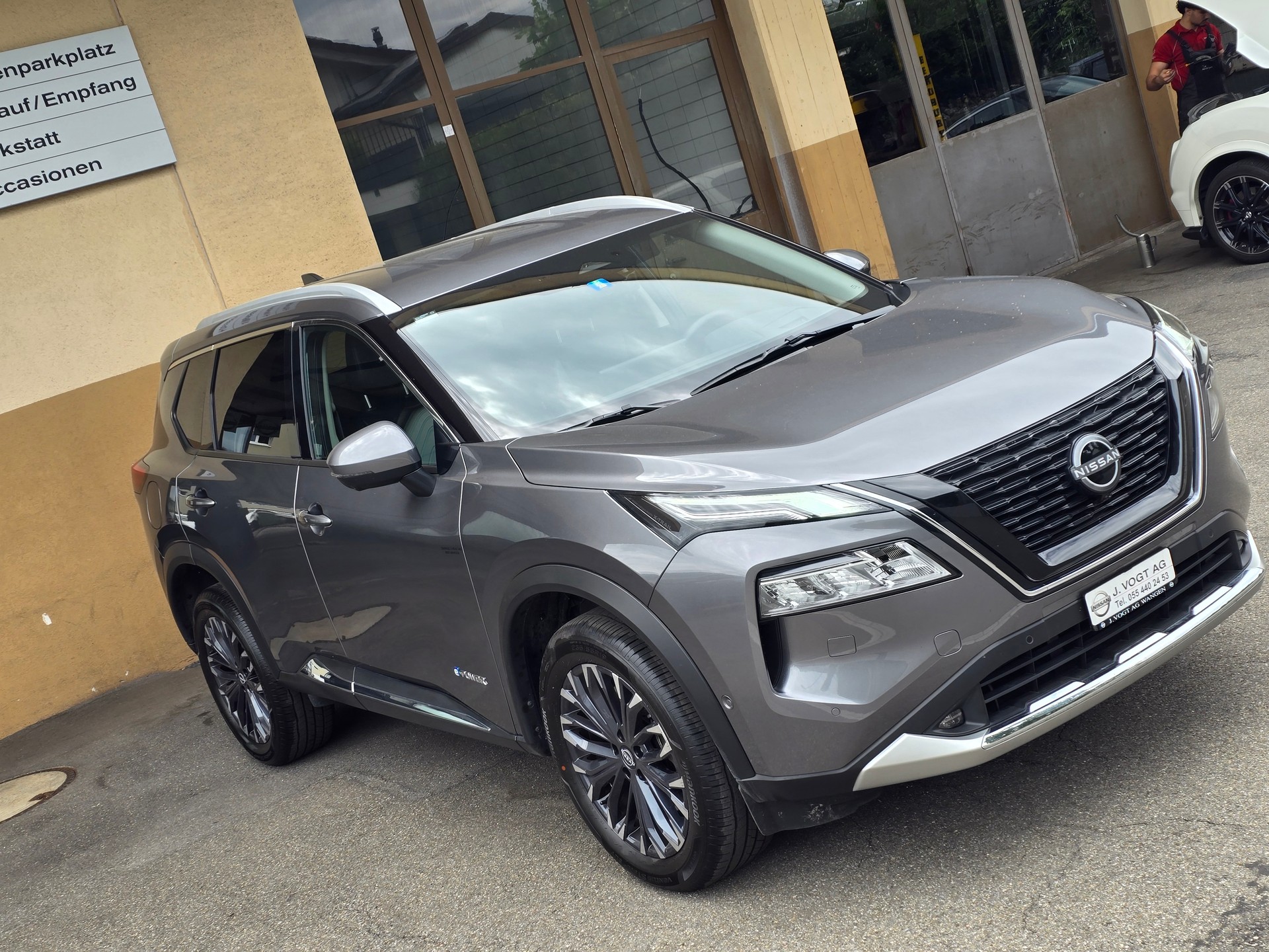 NISSAN X-Trail 1.5 VC-T e-Power 4WD Tekna-image-3