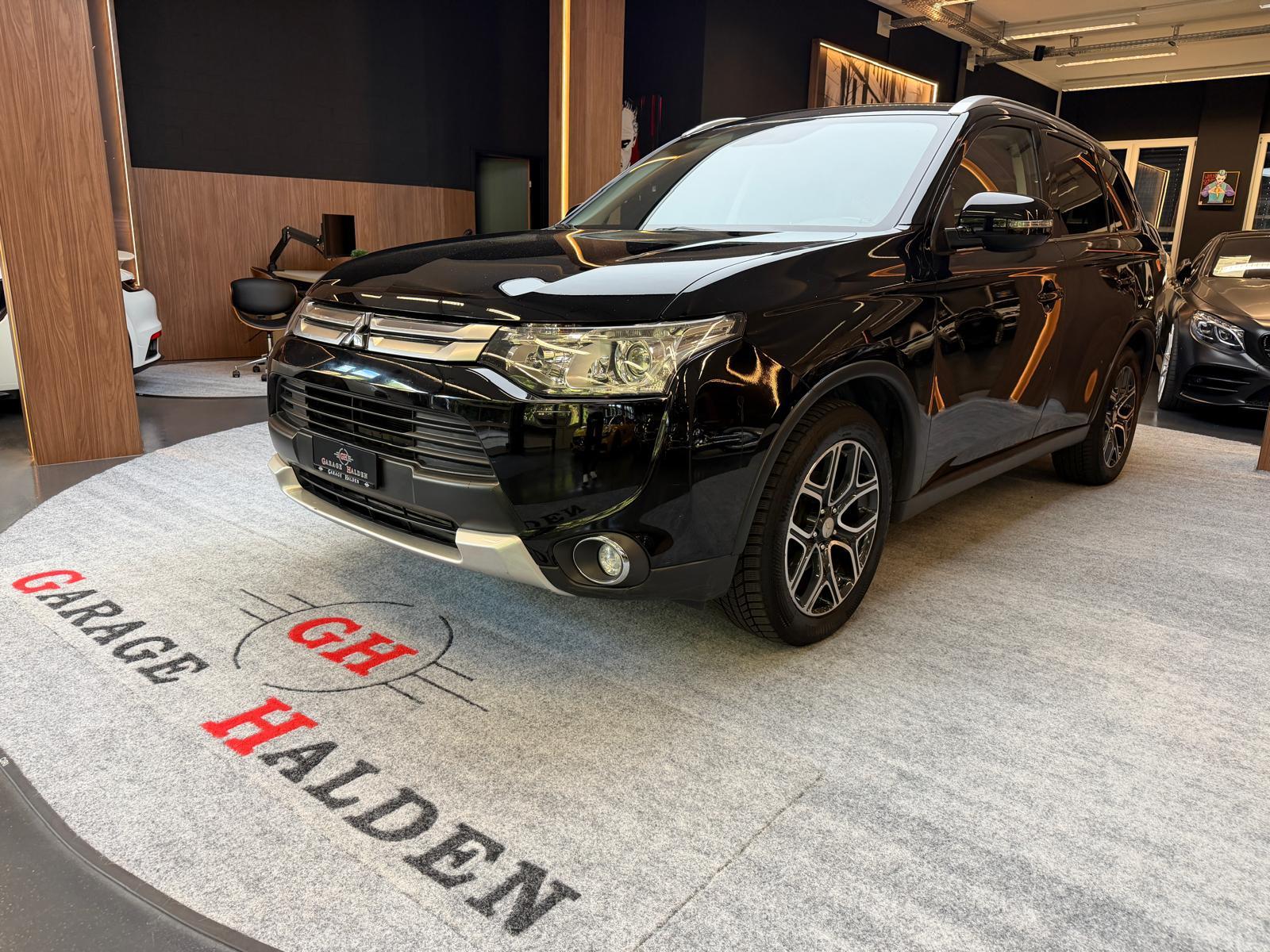 MITSUBISHI Outlander 2.2 DID Intense eAssist-image-2
