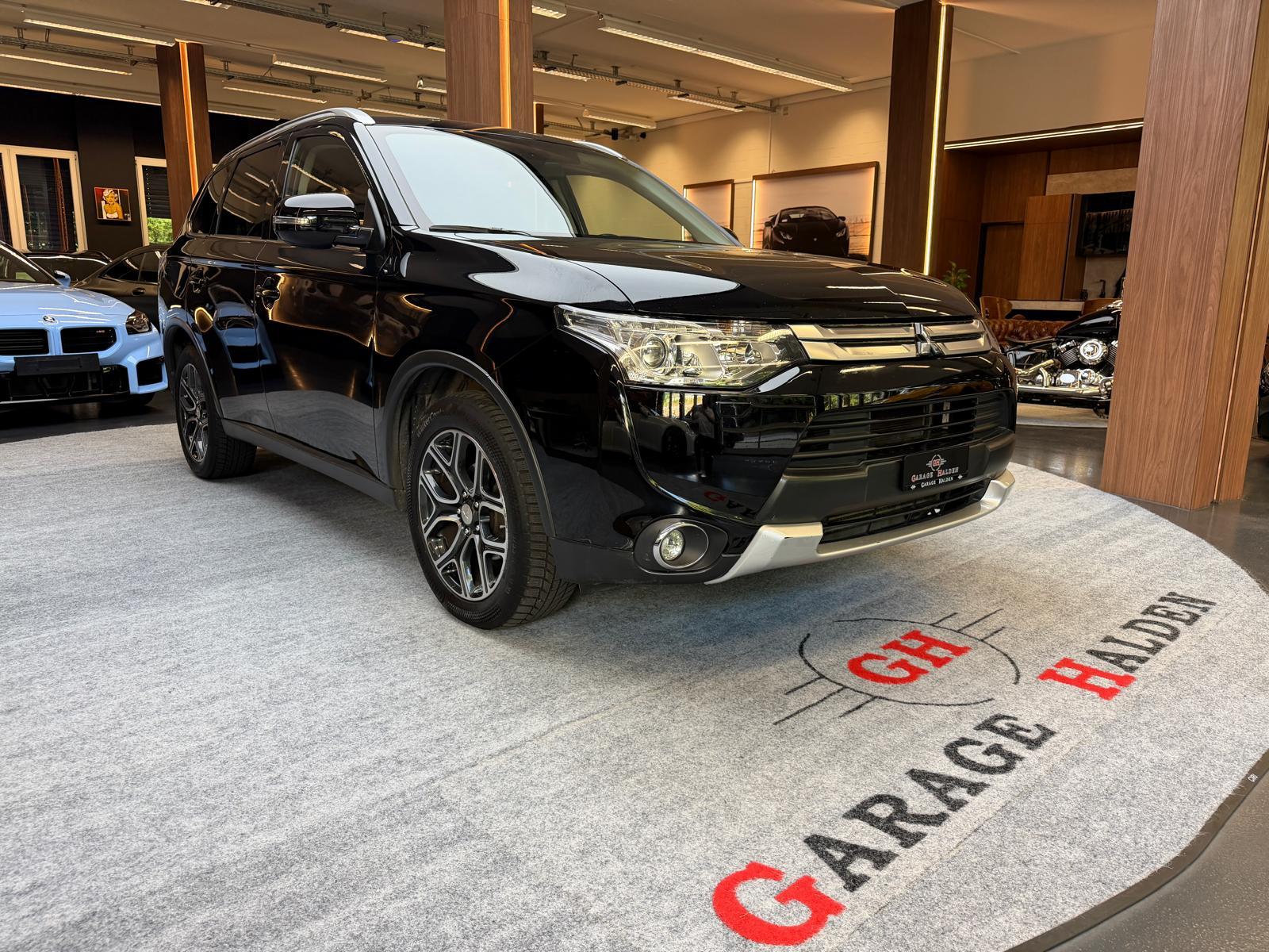 MITSUBISHI Outlander 2.2 DID Intense eAssist-image-0