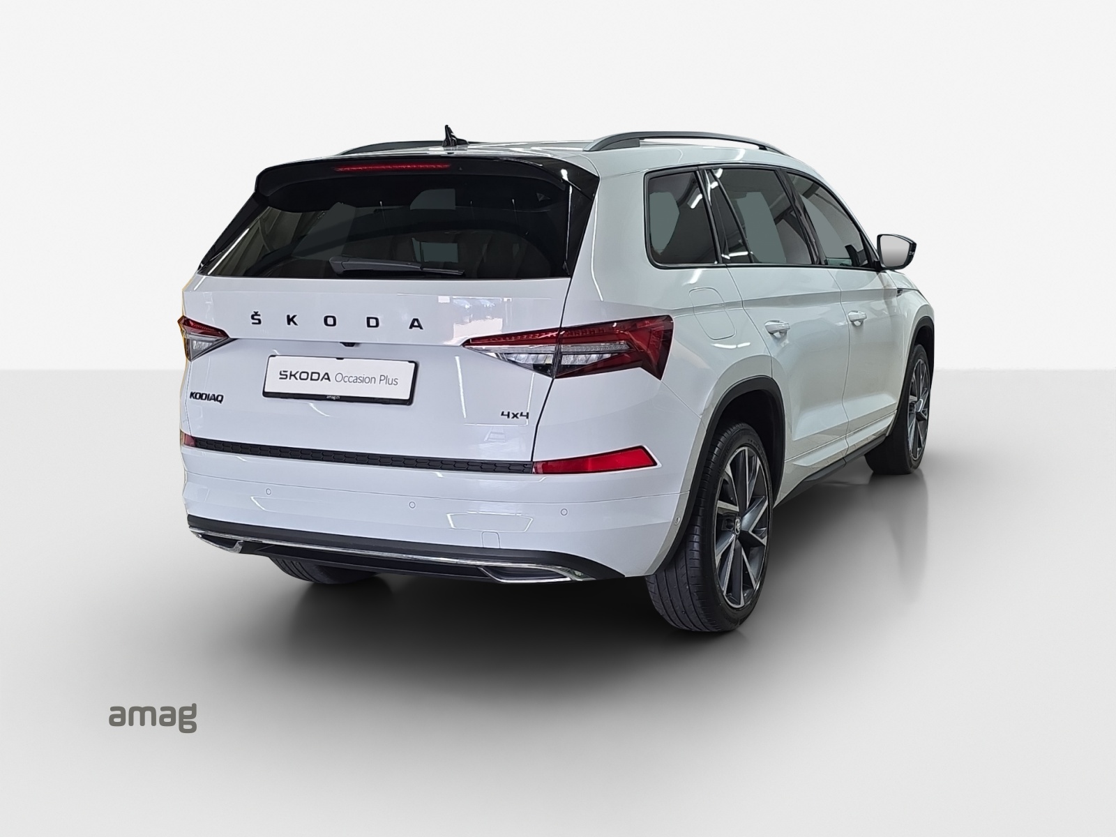 SKODA Kodiaq 2.0 TSI 4x4 SportLine-image-4