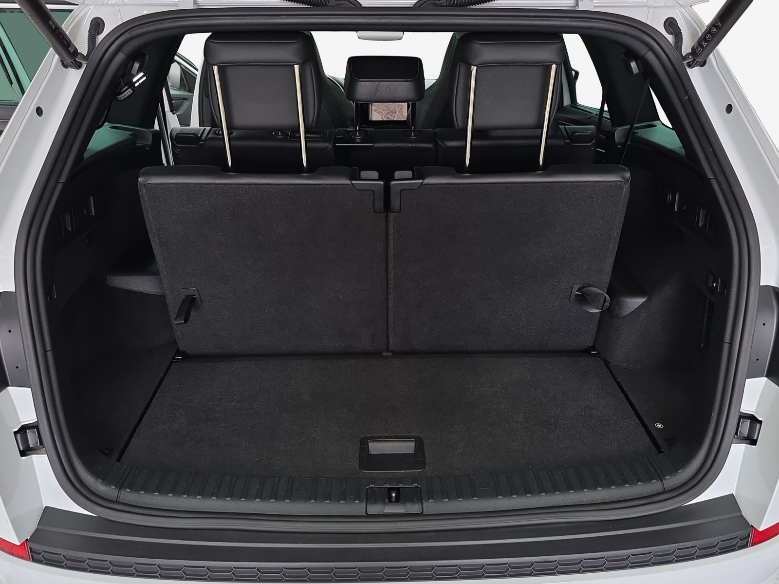 SKODA Kodiaq 2.0 TSI 4x4 SportLine-image-12