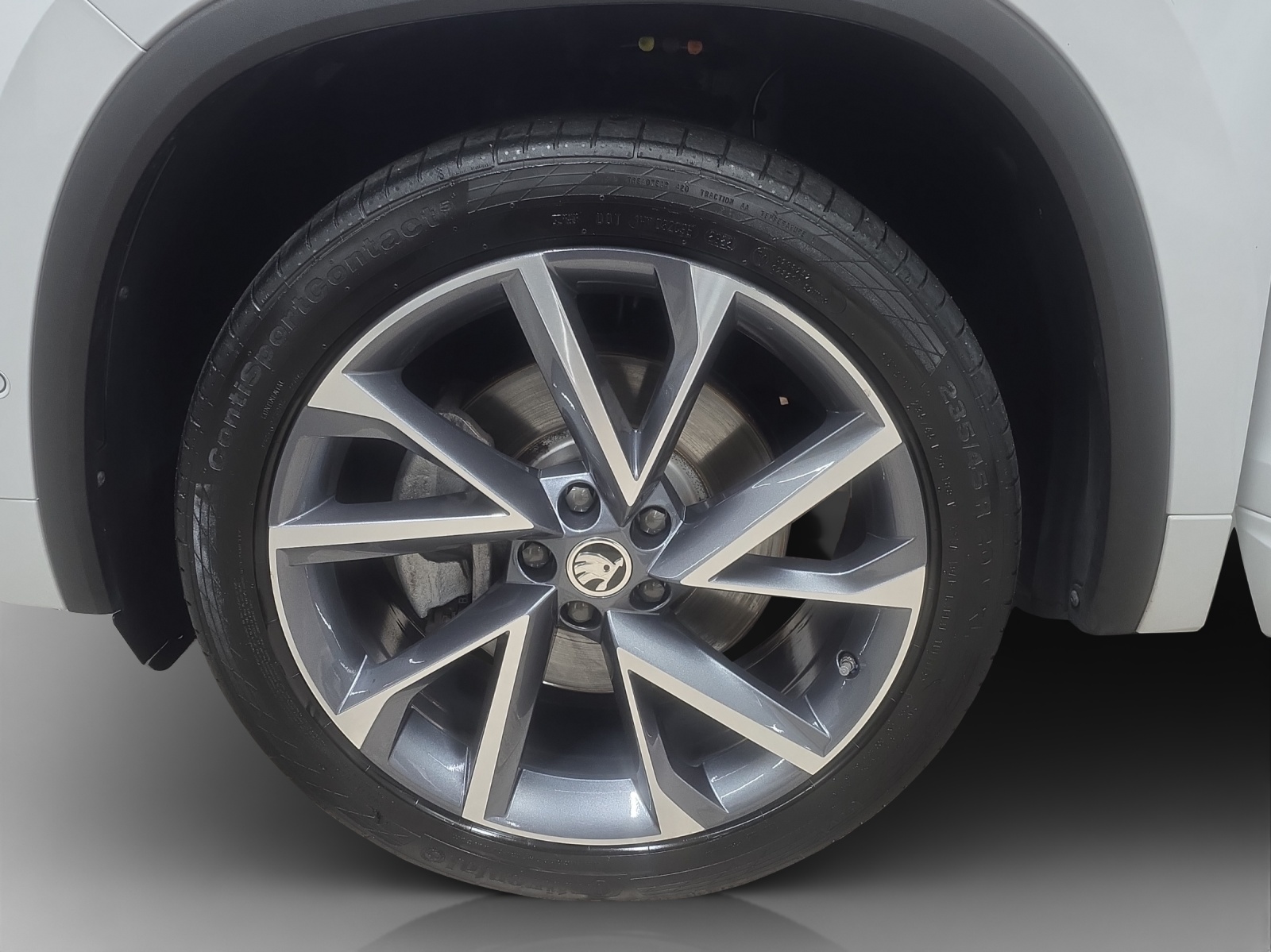 SKODA Kodiaq 2.0 TSI 4x4 SportLine-image-13