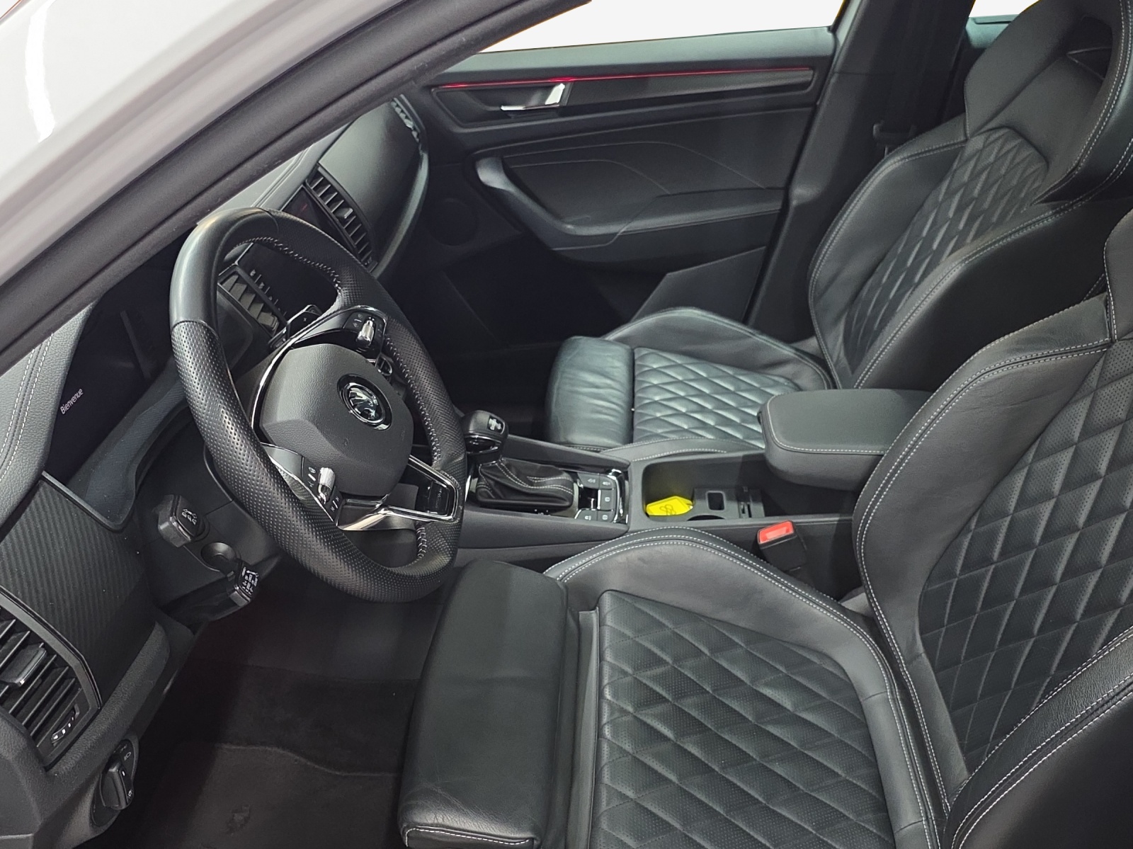SKODA Kodiaq 2.0 TSI 4x4 SportLine-image-7