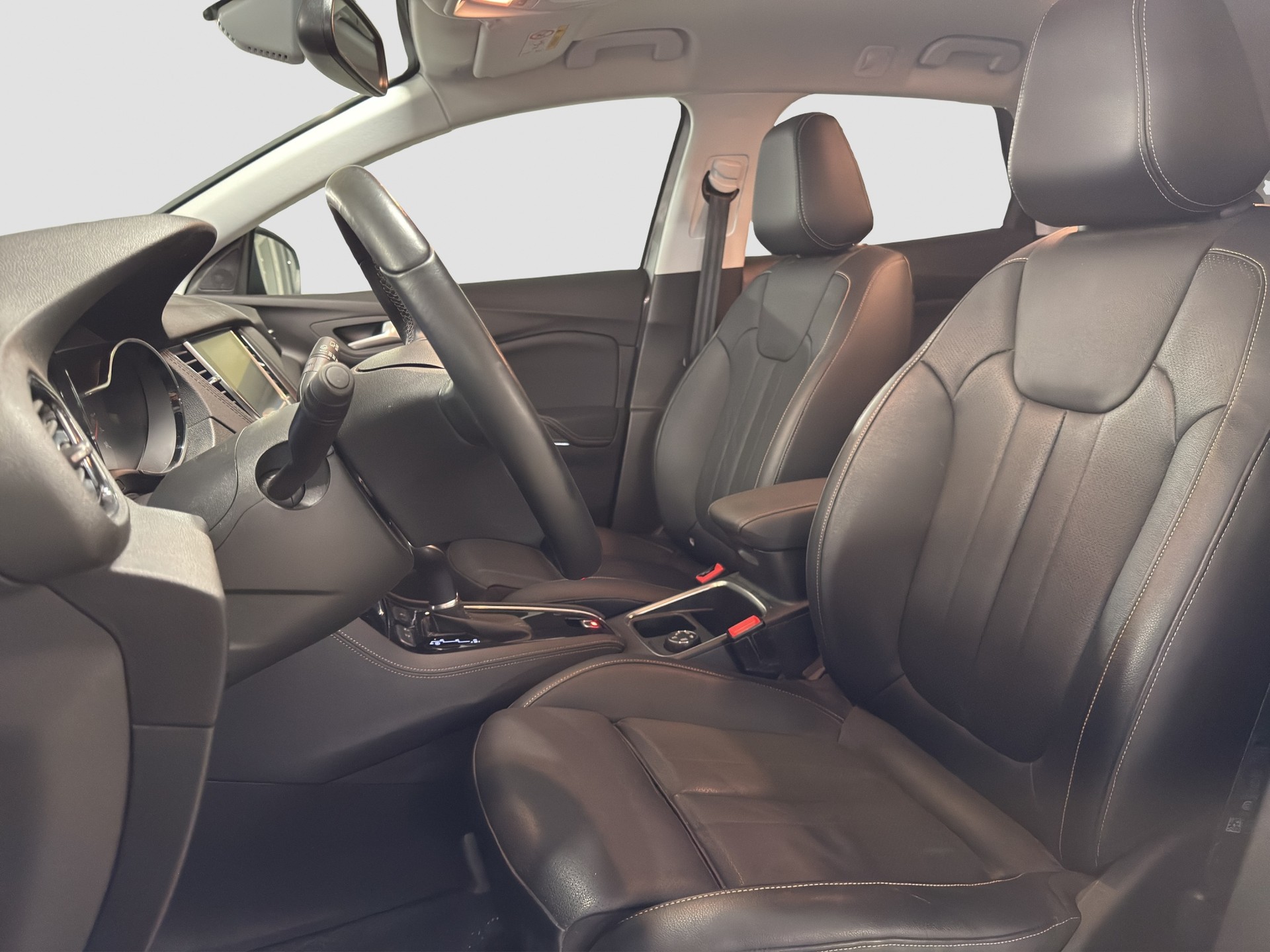 OPEL Grandland X 1.6 T Ultimate-image-8