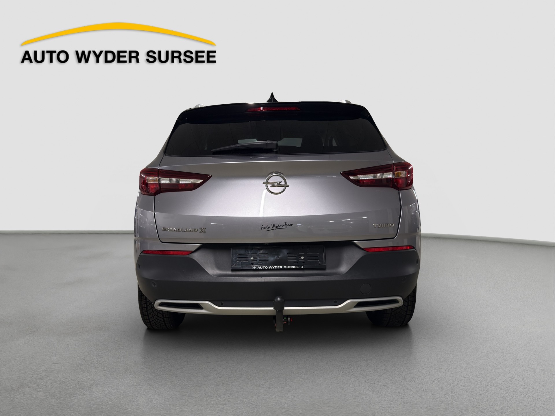 OPEL Grandland X 1.6 T Ultimate-image-4