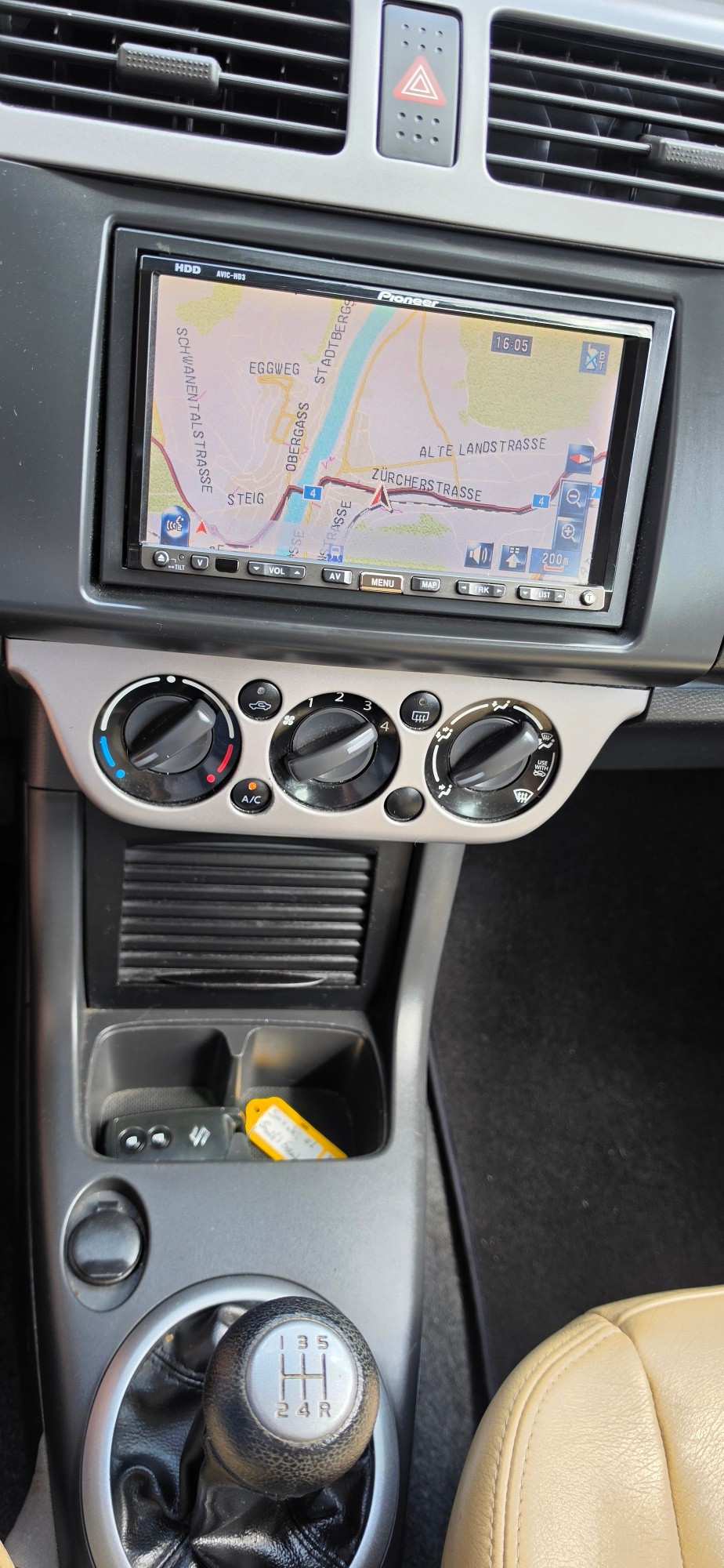 SUZUKI Swift 1.5i 16V VVT GL Top-image-21
