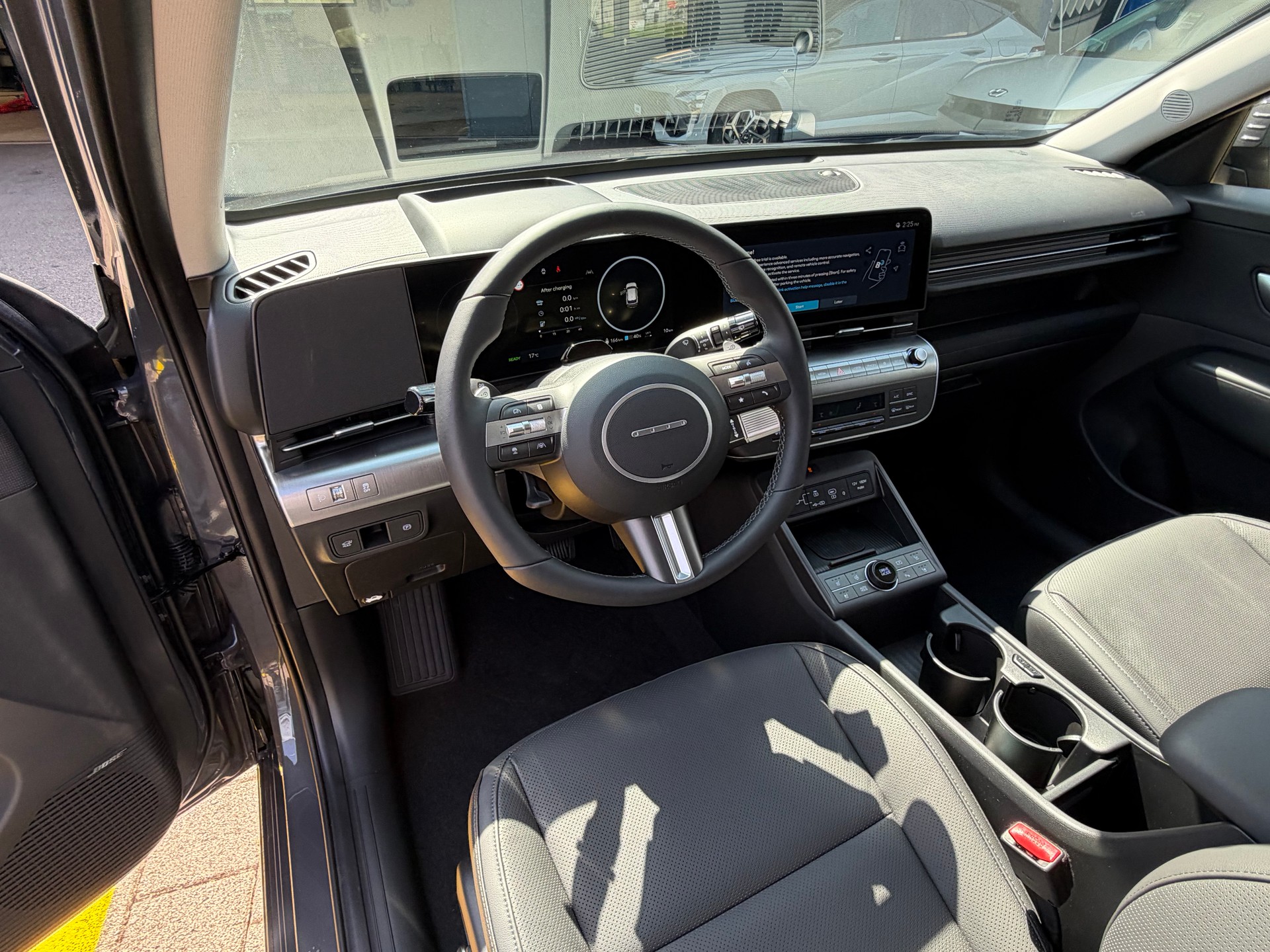 HYUNDAI Kona EV 65.4 kWh Vertex-image-5