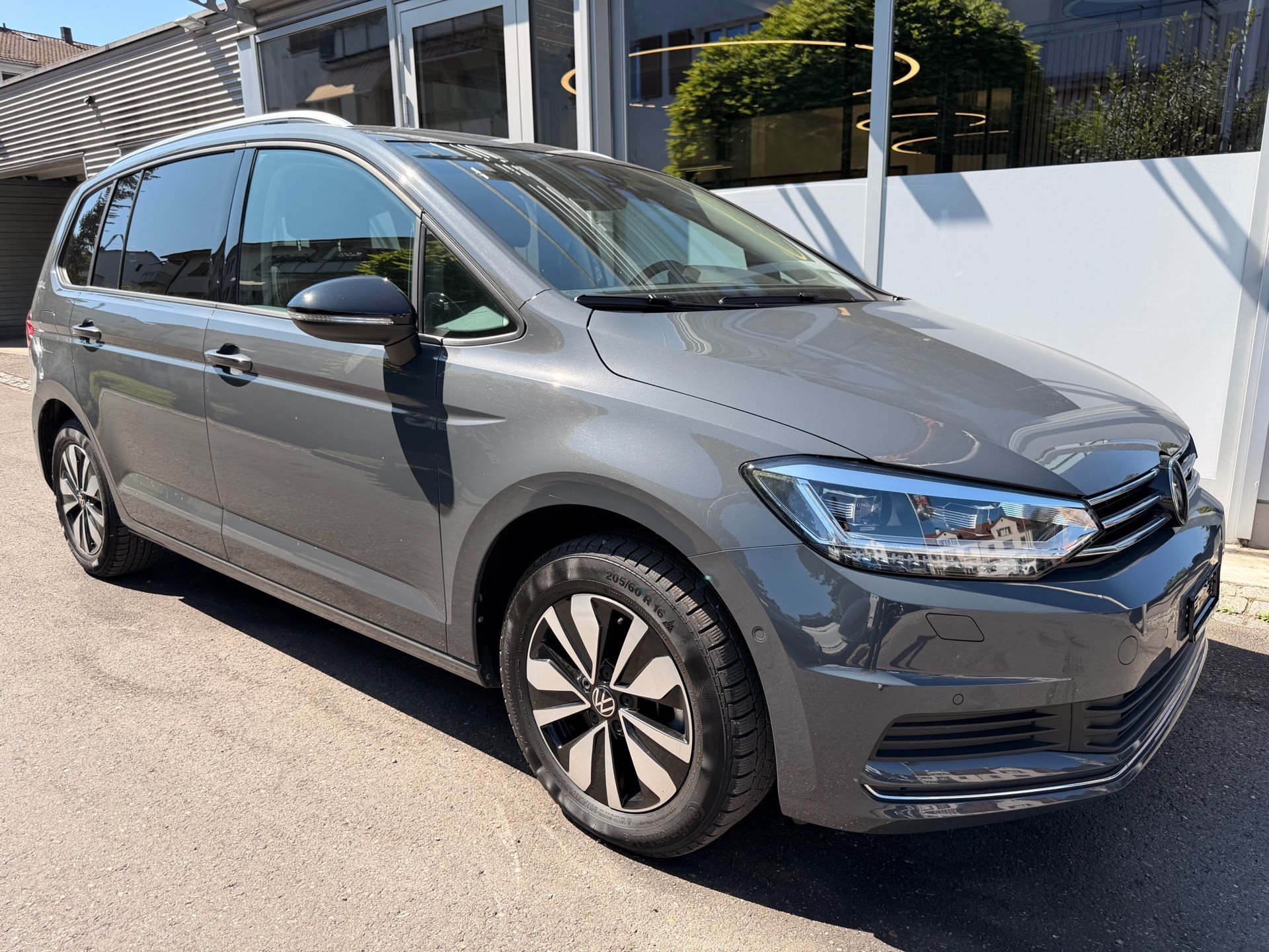 VW Touran 1.5 TDI 150PS GOAL *** FAMILIENAUTO & 7-SITZER ***-showroom-element-2