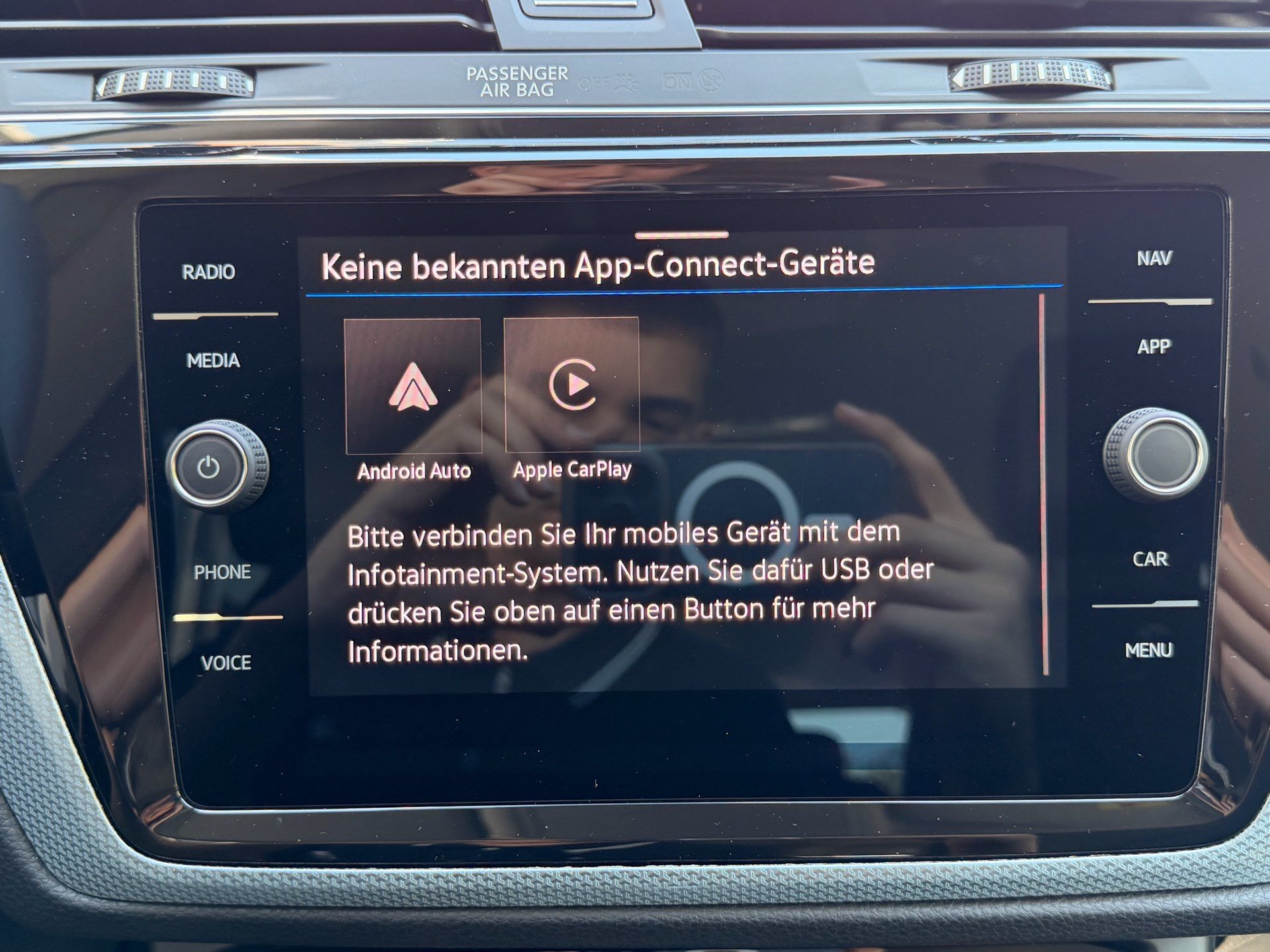 VW Touran 1.5 TSI 150PS GOAL *** FAMILIENAUTO MIT 4 JAHRE VW WERKSGARANTIE ***-image-17