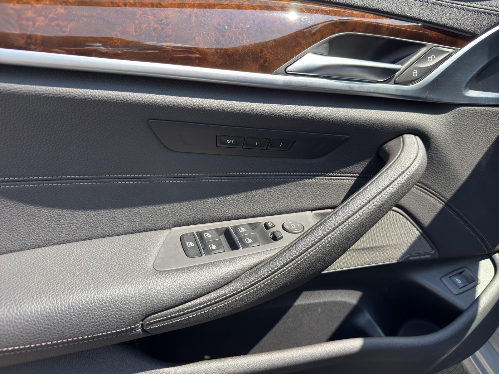 BMW 530i xDrive Touring ANHAENGERKUPPLUNG-image-13