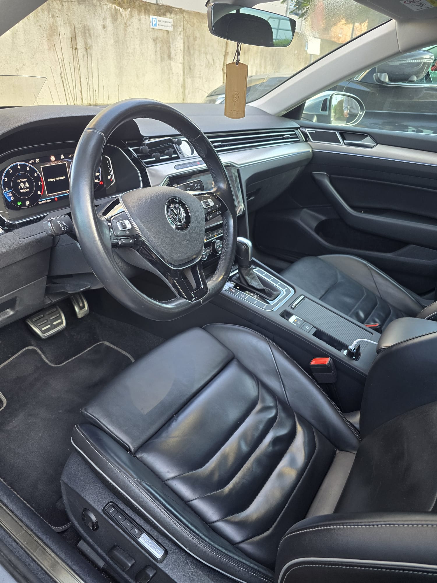 VW 2.0 TSI Elegance DSG-image-8