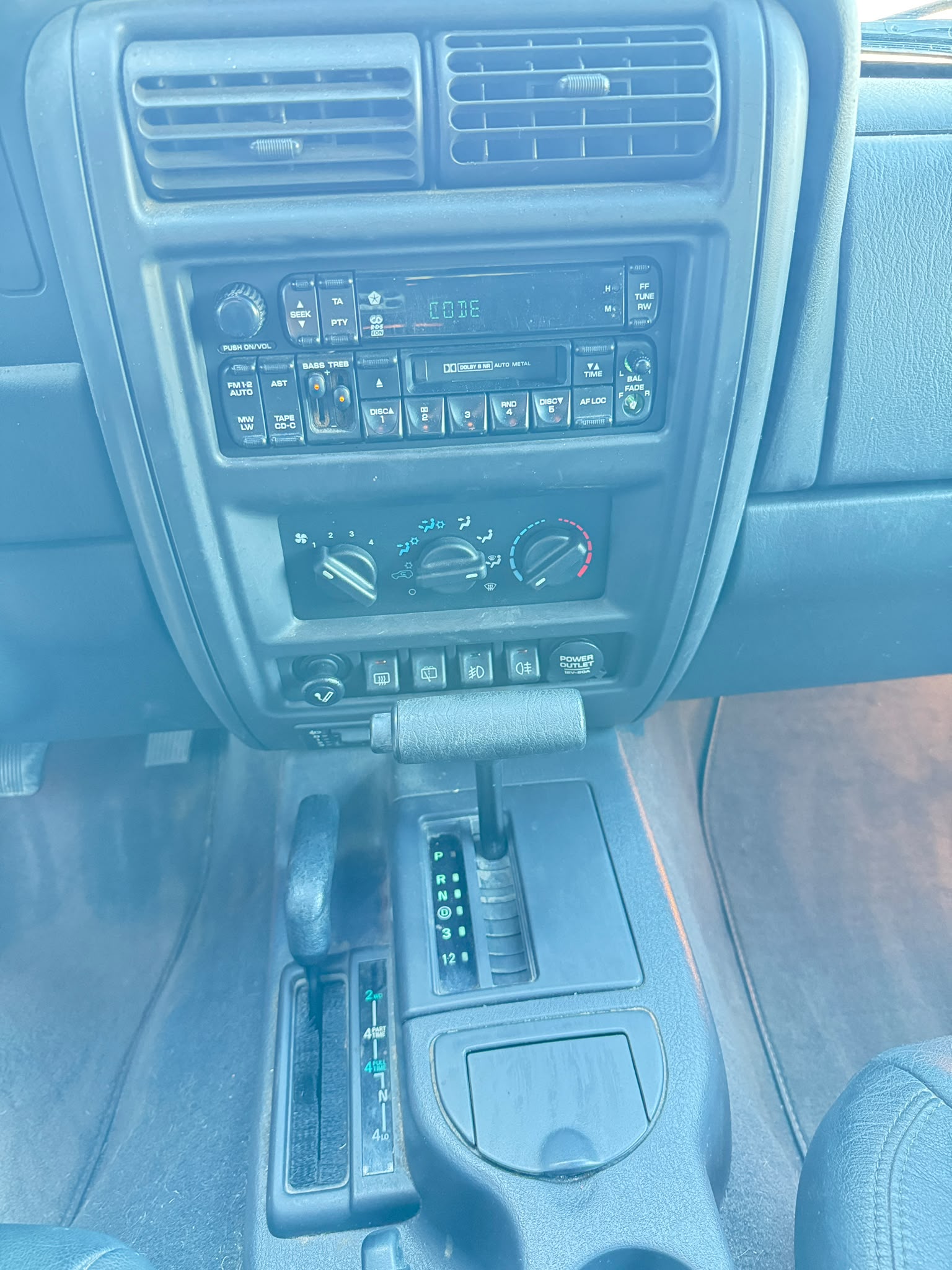 JEEP Cherokee 4.0 Classic-image-8