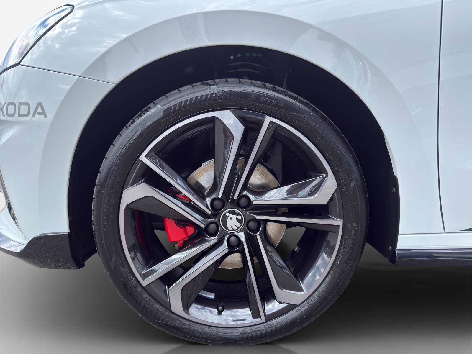 SKODA Fabia 1.5 TSI Motorsport DSG-image-14