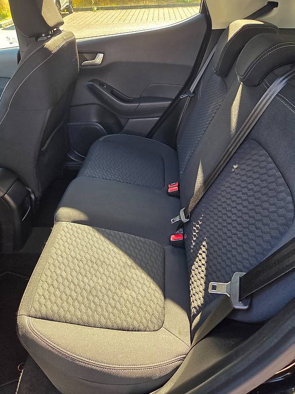 FORD FIESTA-image-4